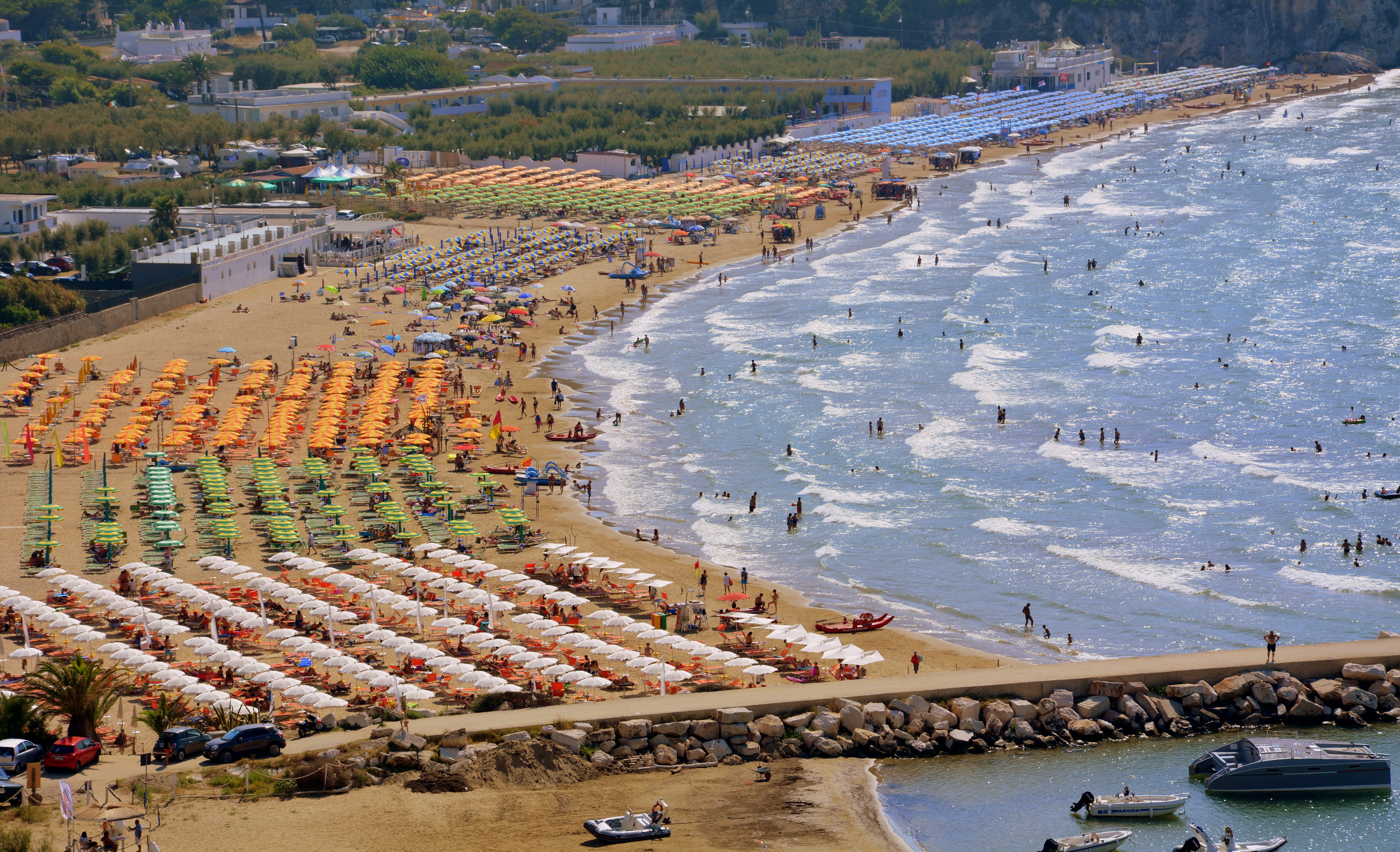 bathers, real people, built structure, river, waves, gargano, city, nautical vessel, water, large group of people, puglia, architecture, outdoors, high angle view, HD Wallpaper