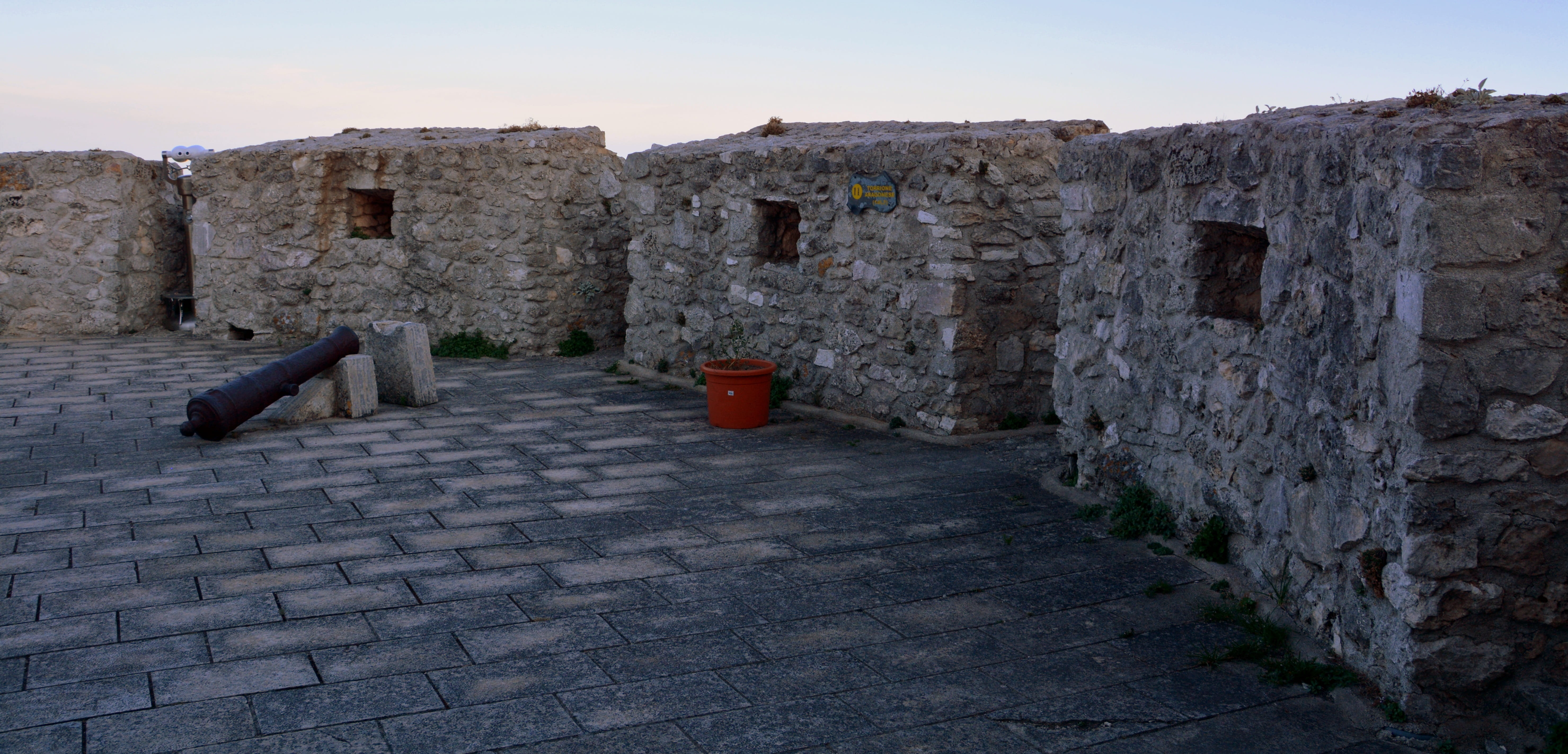 solid, cannon, sky, monument, stone wall, no people, gargano, the past, ancient, day, stone material, torre, outdoors, monte santangelo, built structure, HD Wallpaper