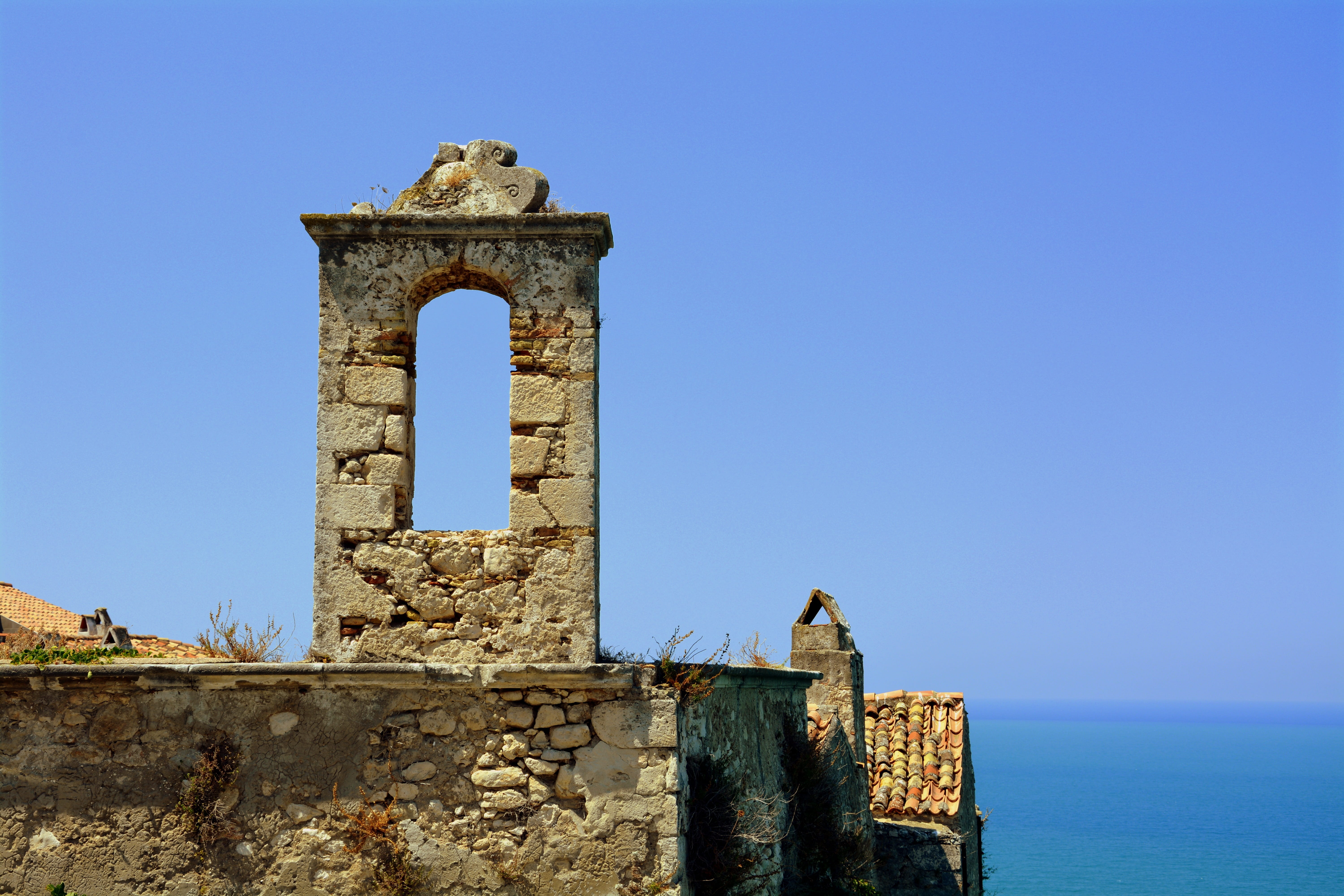sea, clear sky, stone wall, outdoors, bird, abandoned, ancient, sky, no people, animal, fort, wall, history, peschici, animal themes, 5K, the past, gargano, HD Wallpaper