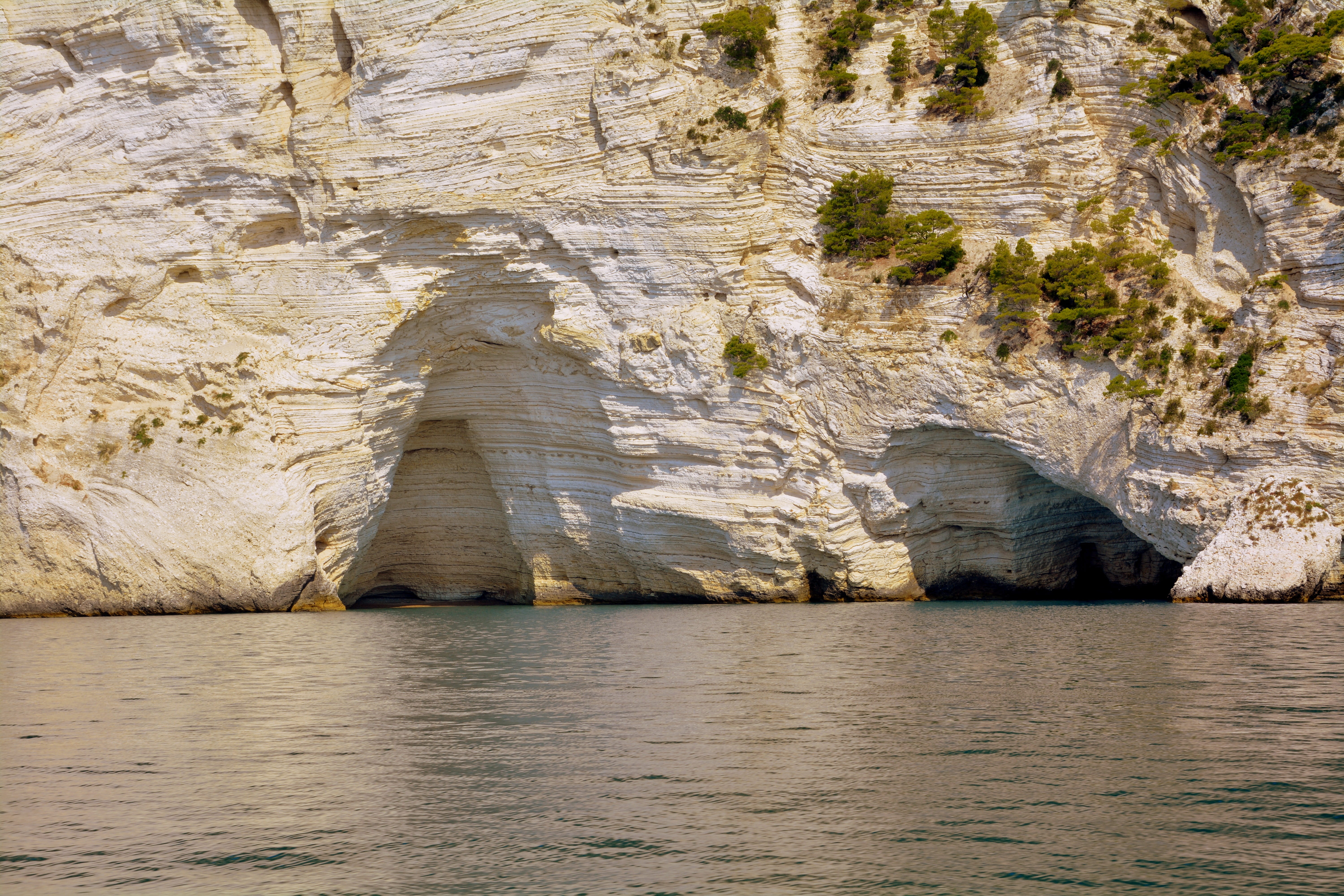 costa, landscape, non-urban scene, river, gargano, eroded, rock formation, sea, waterfront, sandstone, rock, tranquility, outdoors, geology, vieste, arch, HD Wallpaper