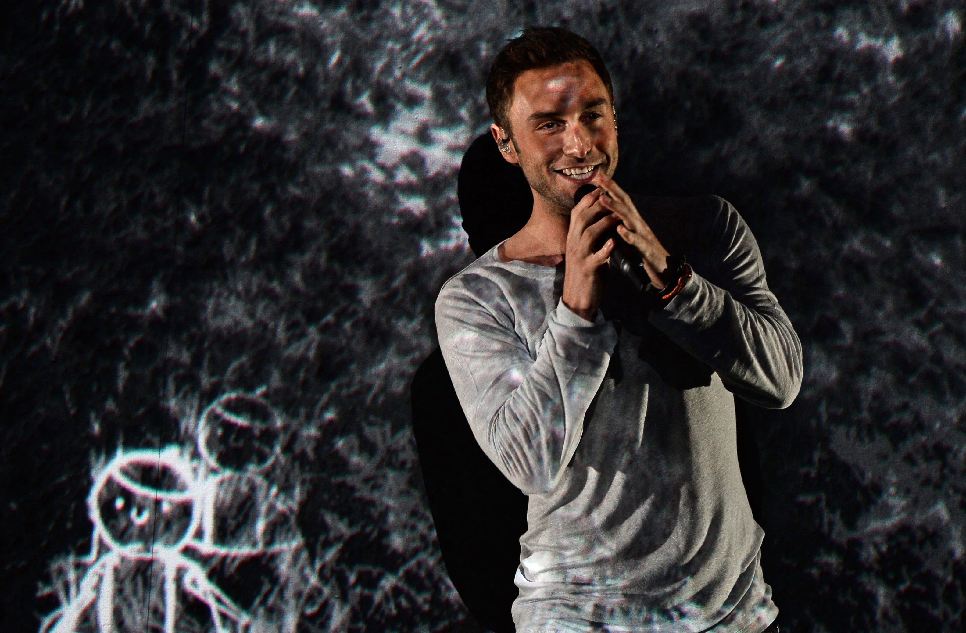 facial Expression, one Man Only, winner, eurovision 2015, mons zelmerlev, waist Up, contemplation, looking Away, gesturing, copy Space, cheerful, looking At Camera, HD Wallpaper