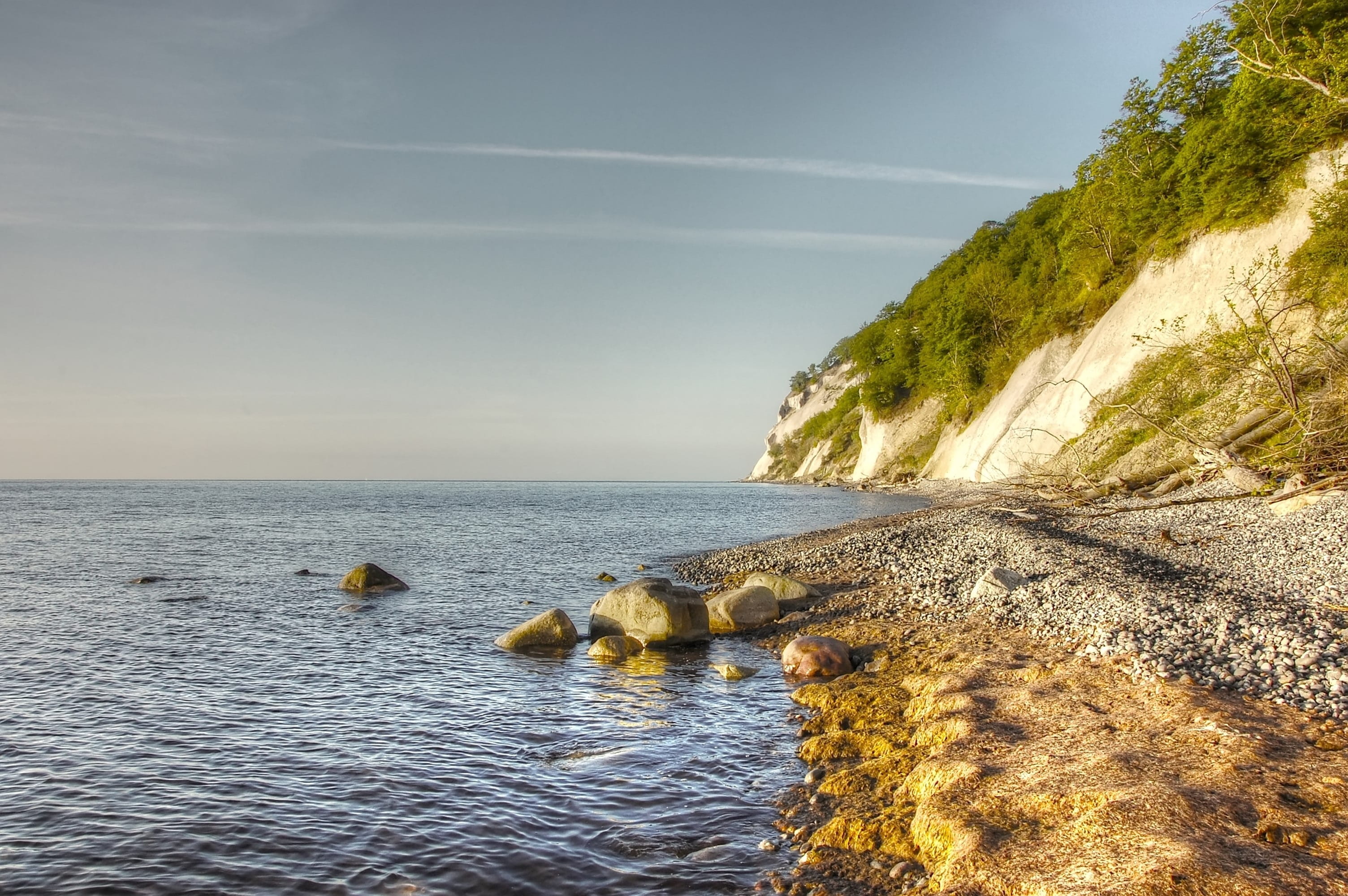 coastline, blue, romantic, outdoors, White Cliffs, day, scenics - nature, seascape, tranquil Scene, scenics, beach, møns klint, stege, lake, horizon over water, HD Wallpaper