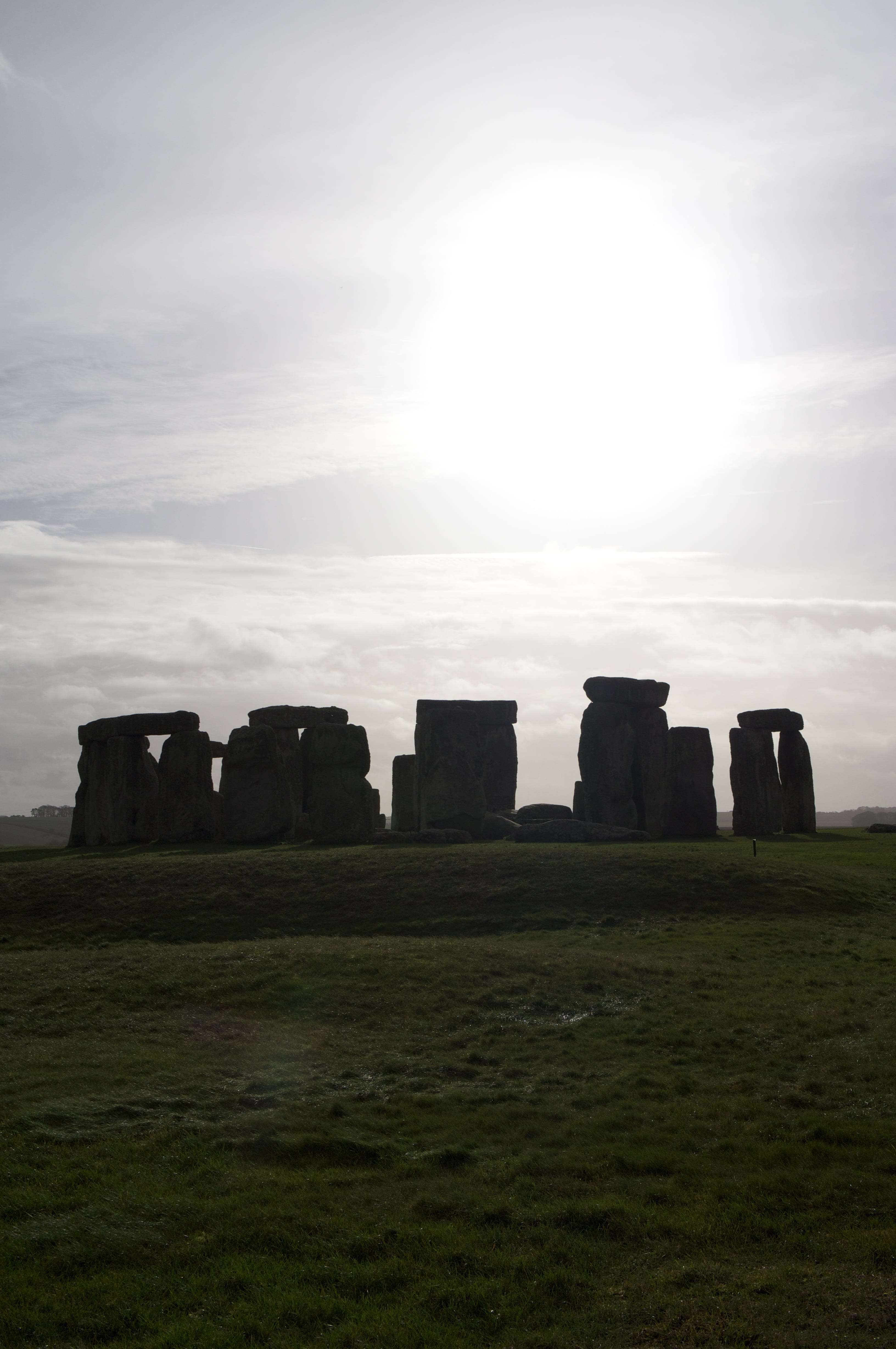 grass, england, scenics - nature, historic, druid, tranquil scene, architecture, cloud - sky, britain, stonehenge, field, 4K, prehistory, prehistoric, Phone HD Wallpaper