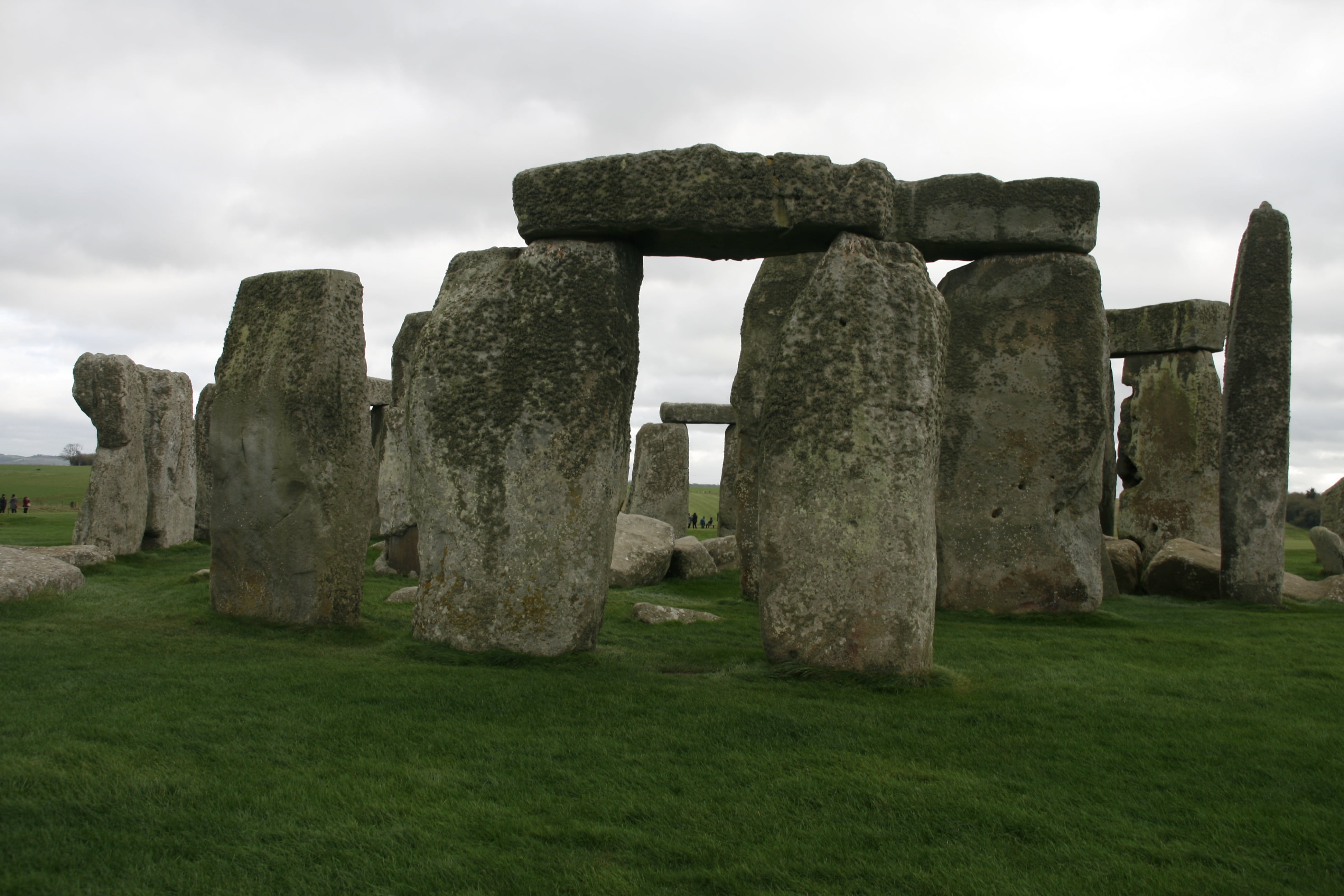 sky, neolithic, mystery, wiltshire, dramatic, the past, no people, ruined, solid, green, english, attraction, architecture, cloud - sky, landmark, druid, HD Wallpaper