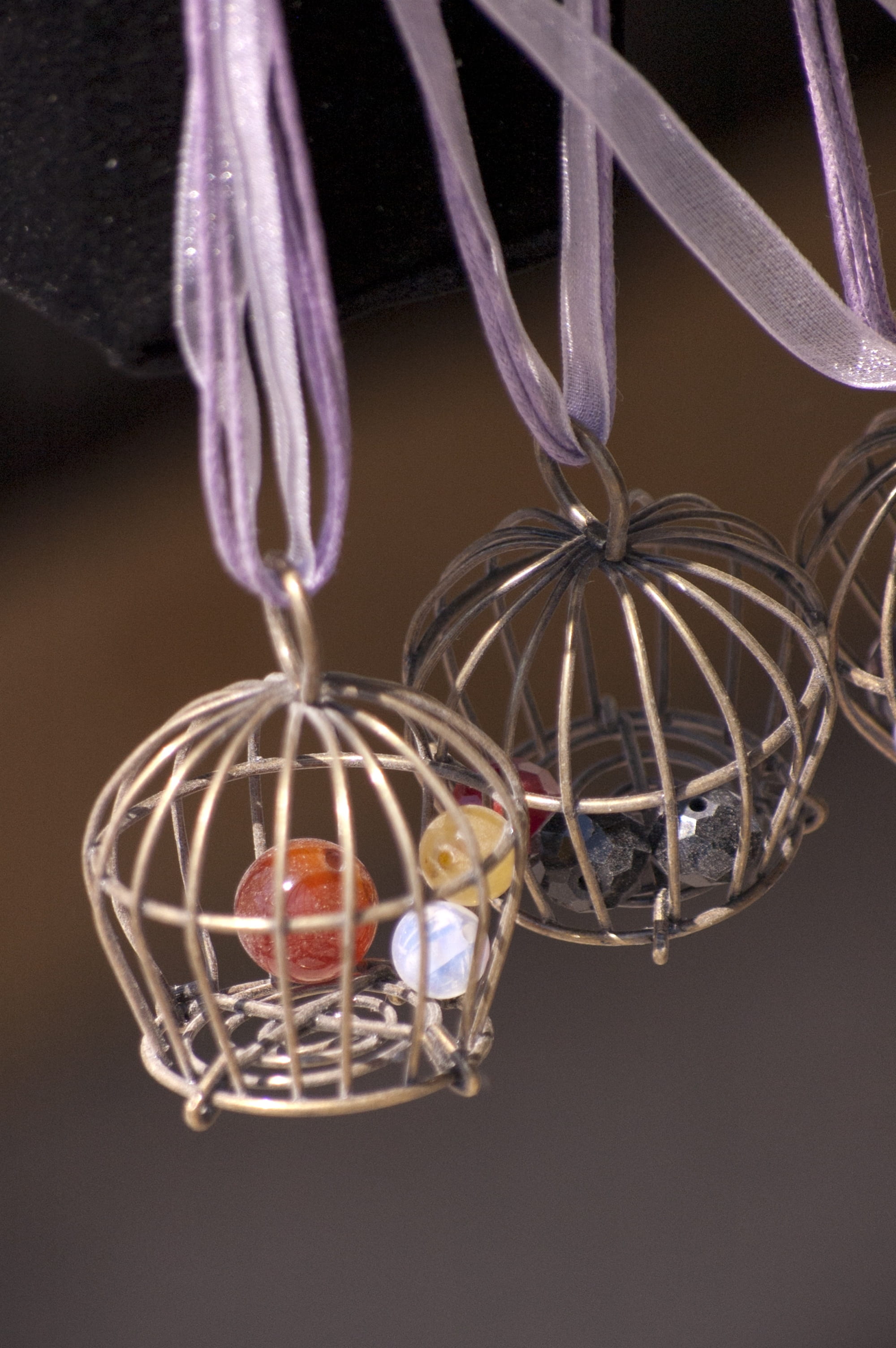 jewelry, wire, rusty, work, craft, handwork, studio shot, basket, necklace, still life, vintage, container, handicraft, metal, close-up, shape, pink, accessory, Phone HD Wallpaper