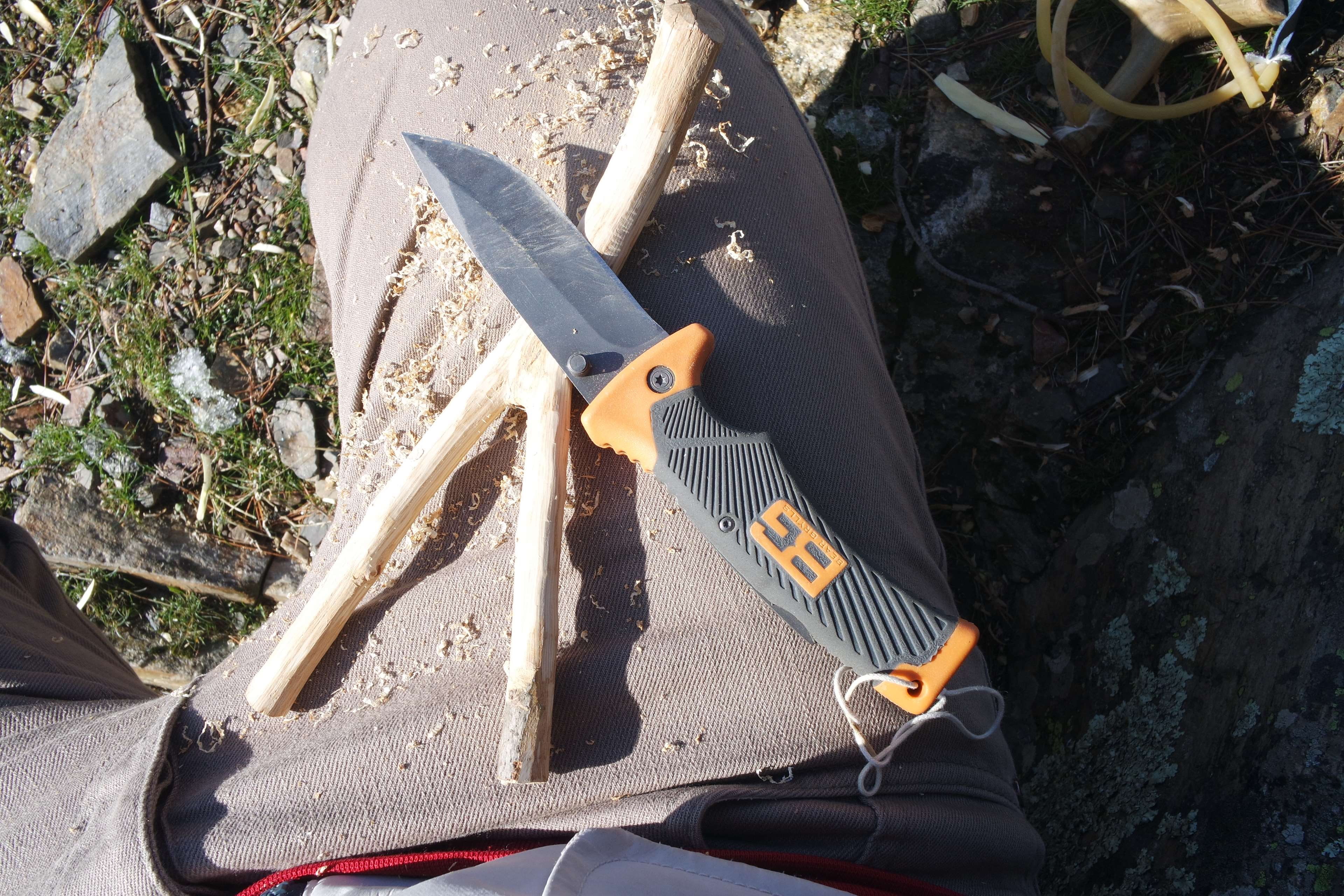gardening, human body part, hunt, outdoors, wood, 4K, lifestyles, hunter, human hand, leisure activity, personal perspective, slingshot, hand tool, human foot, HD Wallpaper