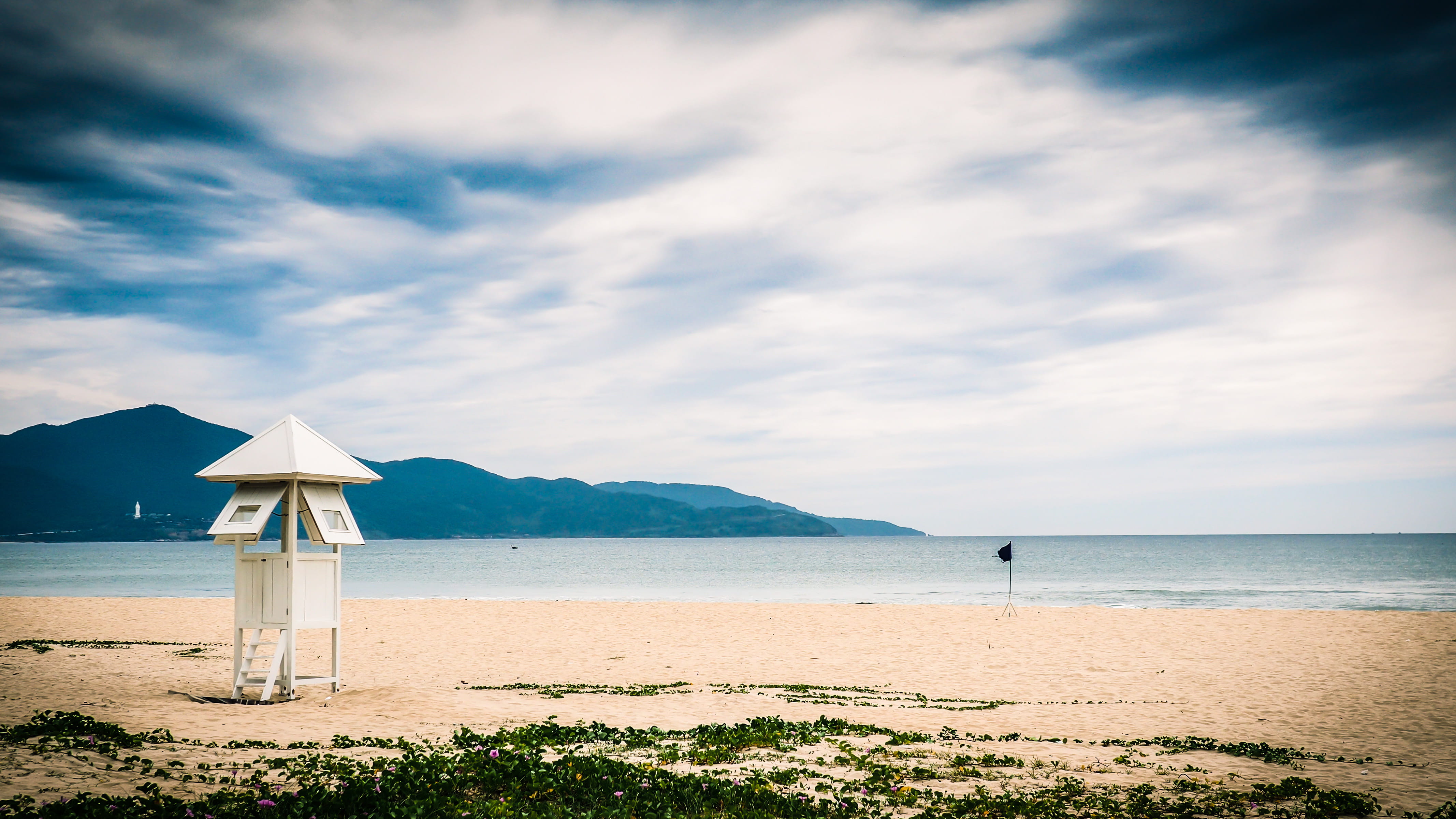 da nang, beach, nature, security, tranquil scene, contrast, film, ocean, sensitive, outdoors, blue, cloud, horizon, safety, sea, hut, vietnam, wide, water, HD Wallpaper