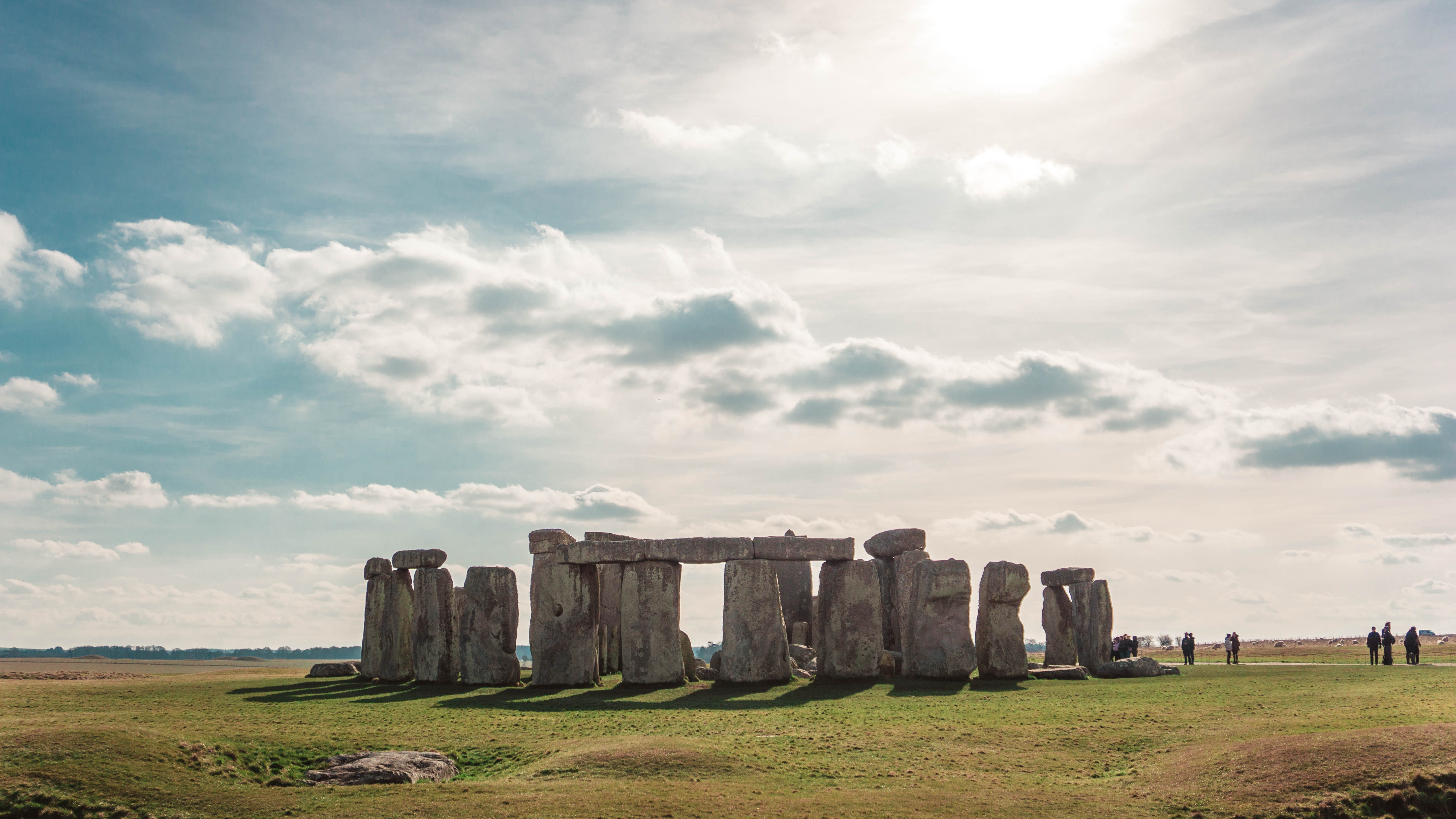 archaeology, no people, clouds, outdoors, day, rocks, ancient, grass, sky, ruined, history, amesbury, travel, uk, building, stones, architecture, tradition, HD Wallpaper