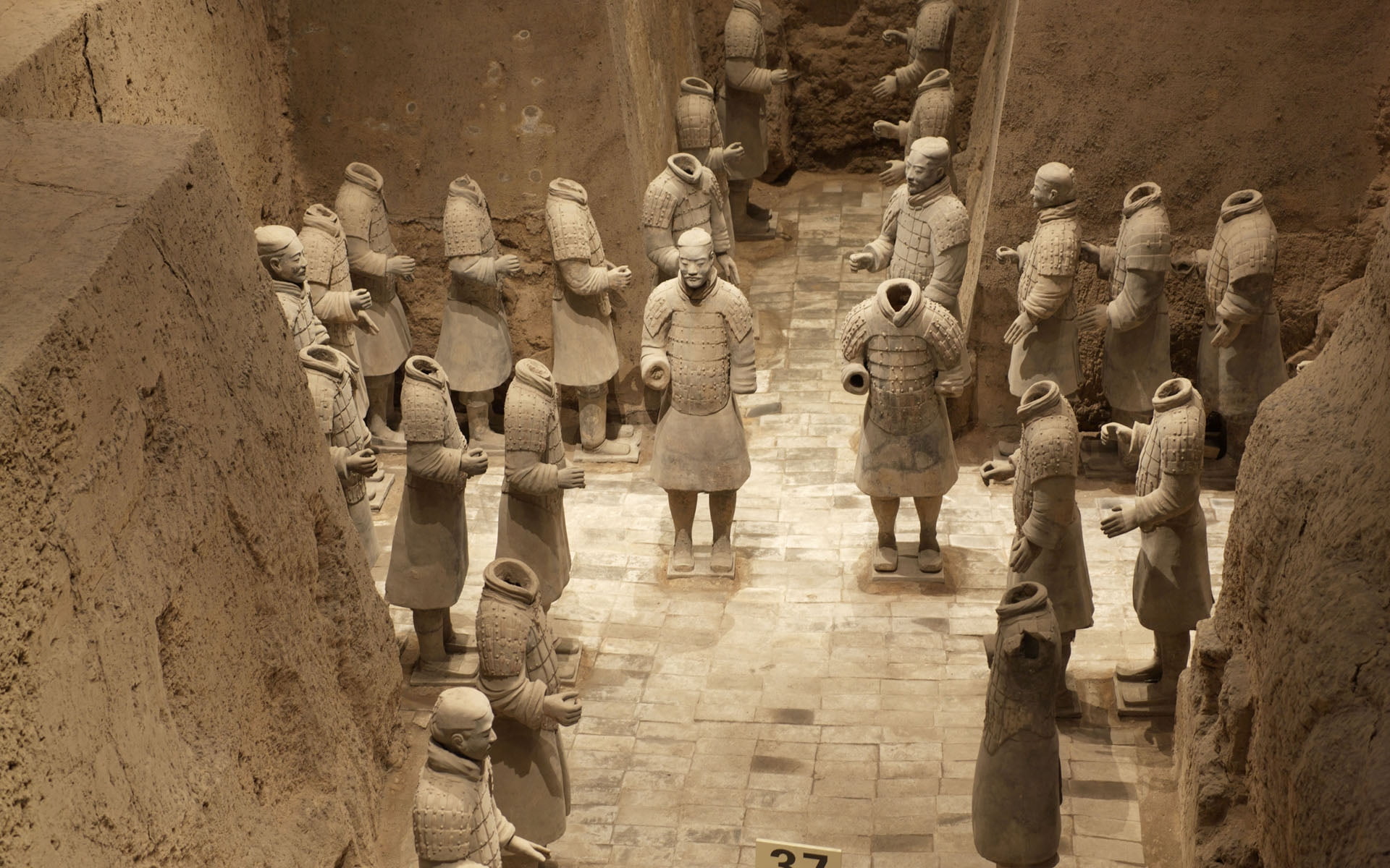 travel Destinations, ancient, architecture, monument, gray, people, knights, craft, archaeology, buddha, china - East Asia, statues, religion, stone, crowd, HD Wallpaper
