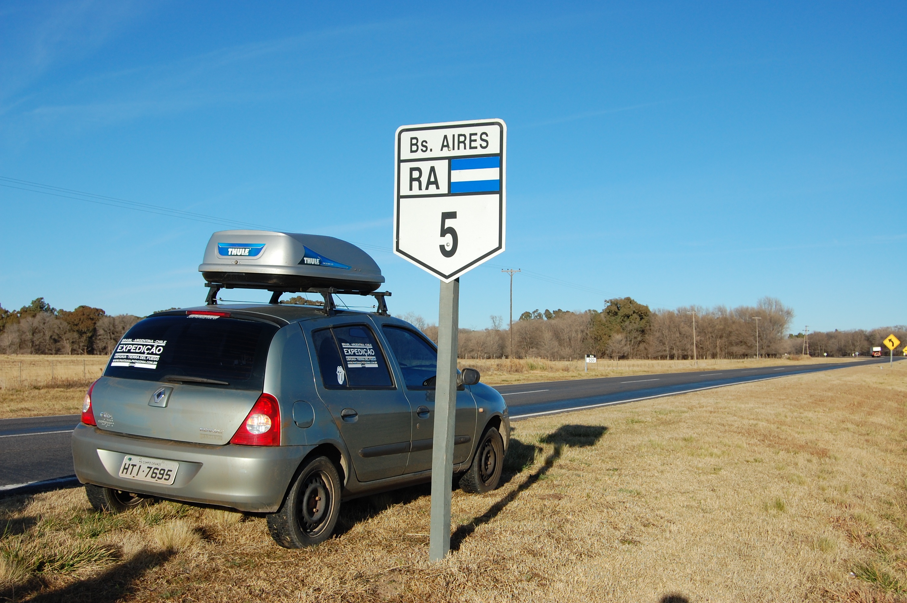 mode of transportation, sign, sunny, sky, 2K, sol, guidance, friendship, no people, motor vehicle, day, patagonia, mountain, road sign, outdoors, clear sky, HD Wallpaper