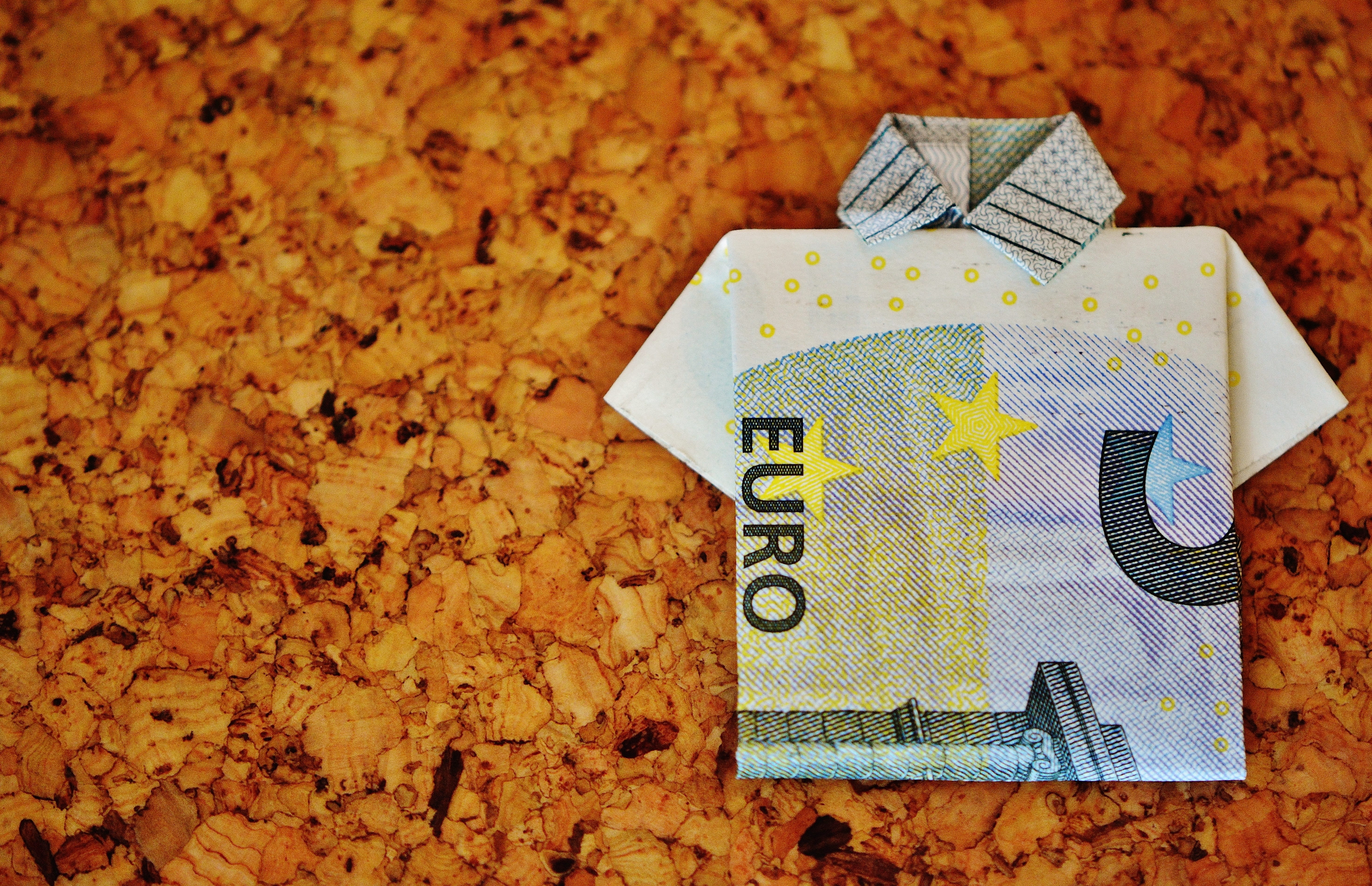 the last shirt, number, folded, paper currency, Shirt, gift, nature, Euro, leaf, no people, paper, change, 5 euro, Dollar Bill, table, high angle view, HD Wallpaper