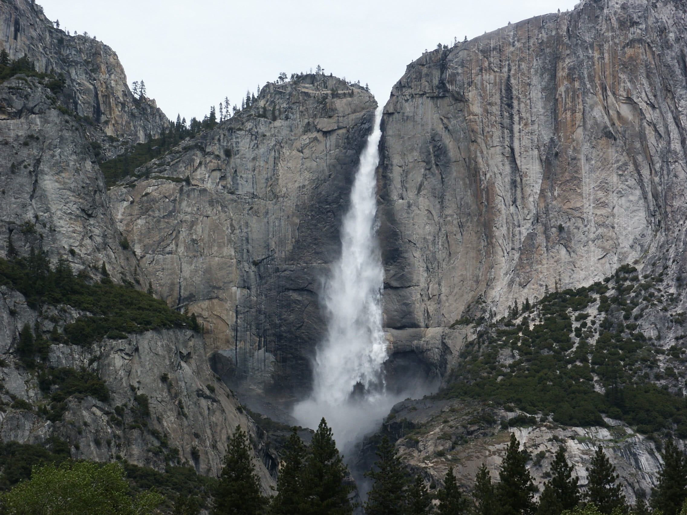 motion, non-urban scene, California, formation, flowing, Yosemite, rock - Object, mountain, cliff, nature, water, scenics - nature, rock, solid, landscape, HD Wallpaper