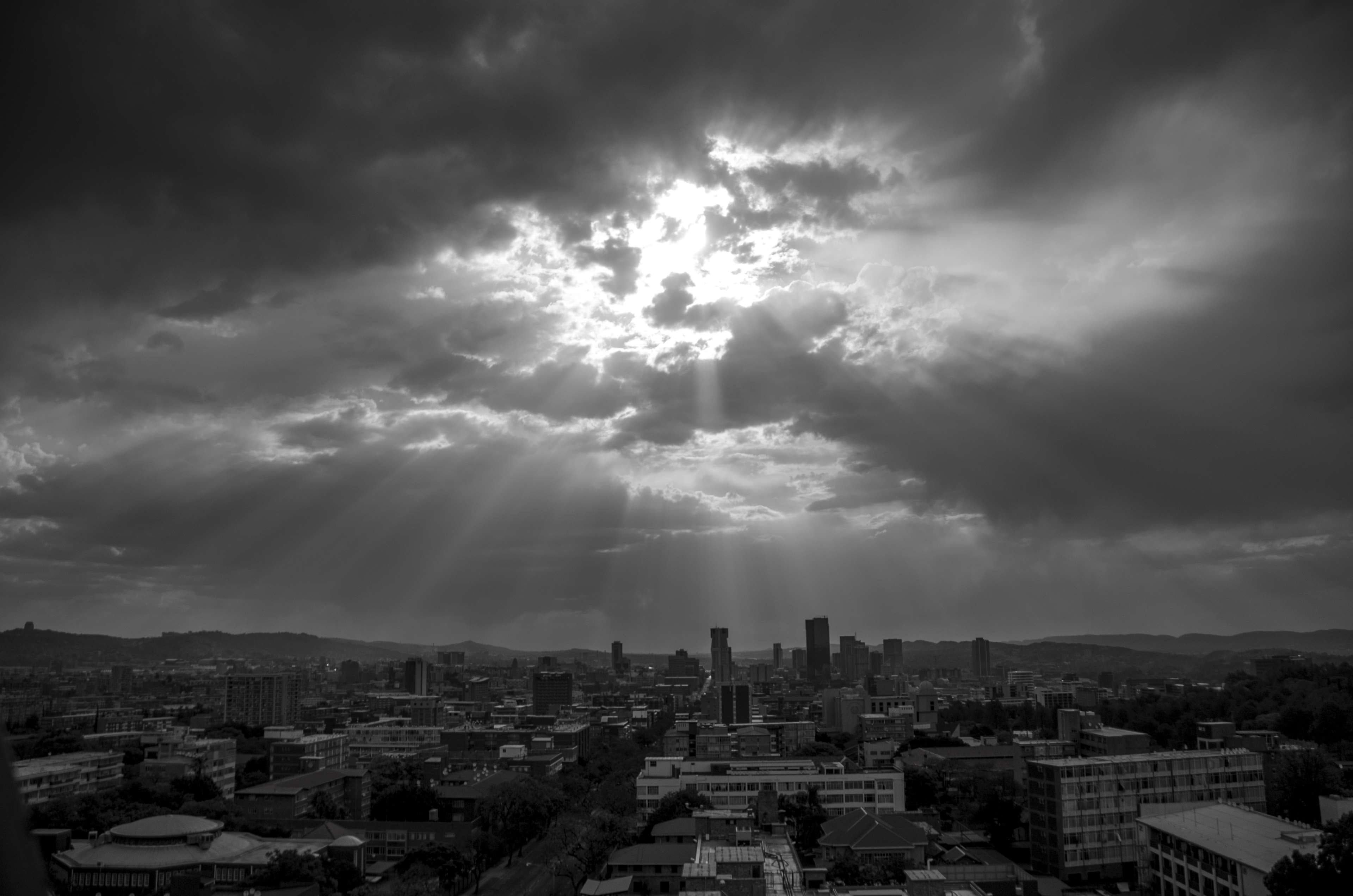 clouds, cloud - sky, overcast, cityscape, city, outdoors, architecture, ominous, africa, sky, day, sunlight, sun flare, building exterior, lefa, 4K, office building exterior, HD Wallpaper