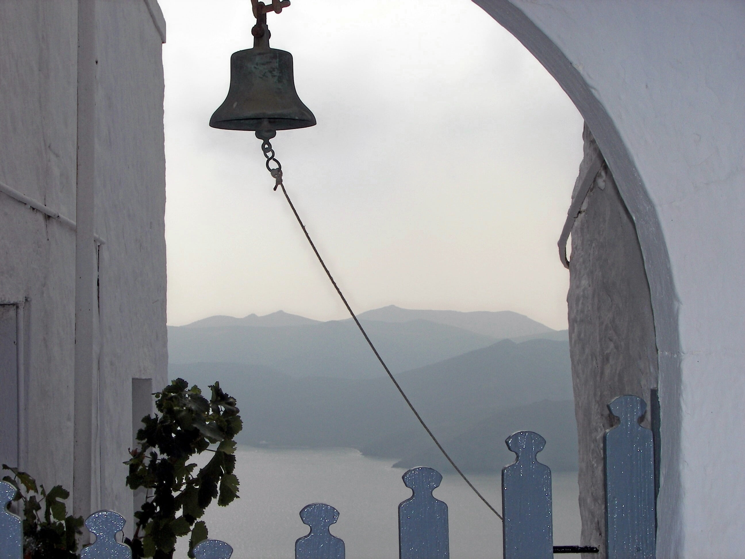 building exterior, built structure, sky, outdoors, mountain, nature, day, architecture, 2K, street light, chapel, milos, no people, bell, lantern, greece, HD Wallpaper