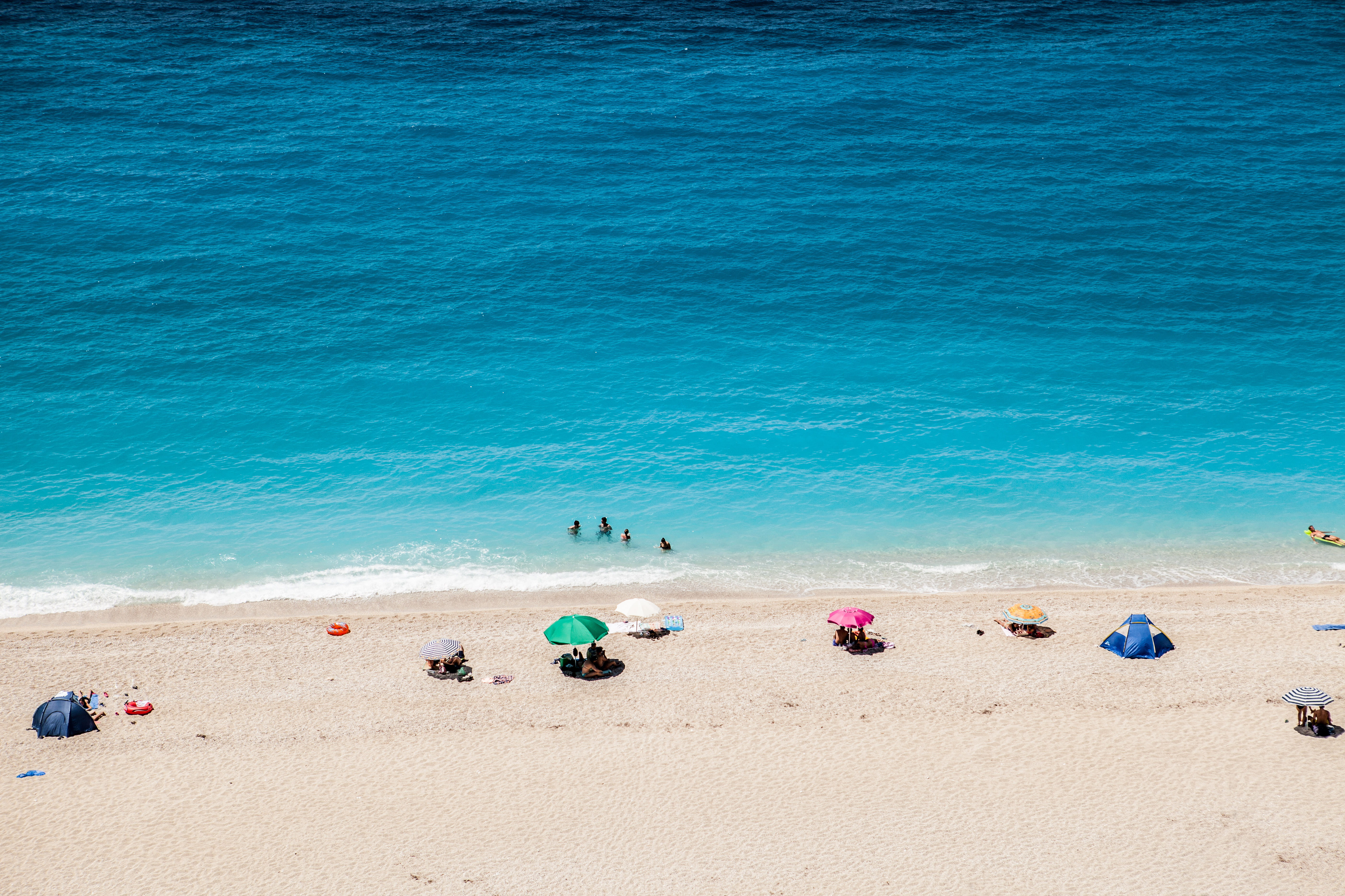 life, summer, land, seashore, outdoors, lifestyles, blue, day, incidental people, colour, scenics - nature, near, holiday, the beach, group of people, greek island, HD Wallpaper