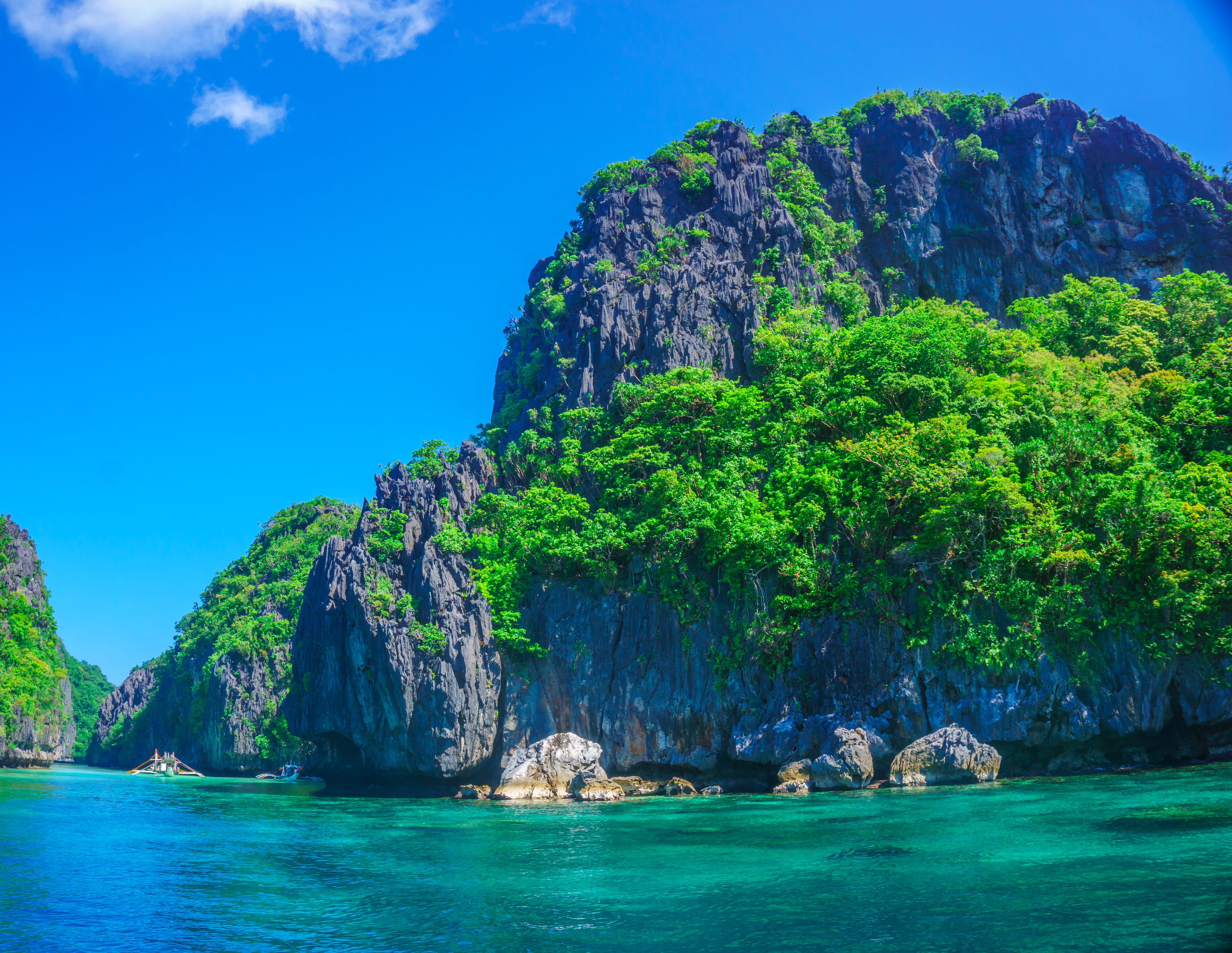 day, mountain, vacation, island, cliff, land, beauty in nature, outdoors, white, outdoor, plants, trees, daytime, sky, waterfront, formation, covered, scenics - nature, HD Wallpaper