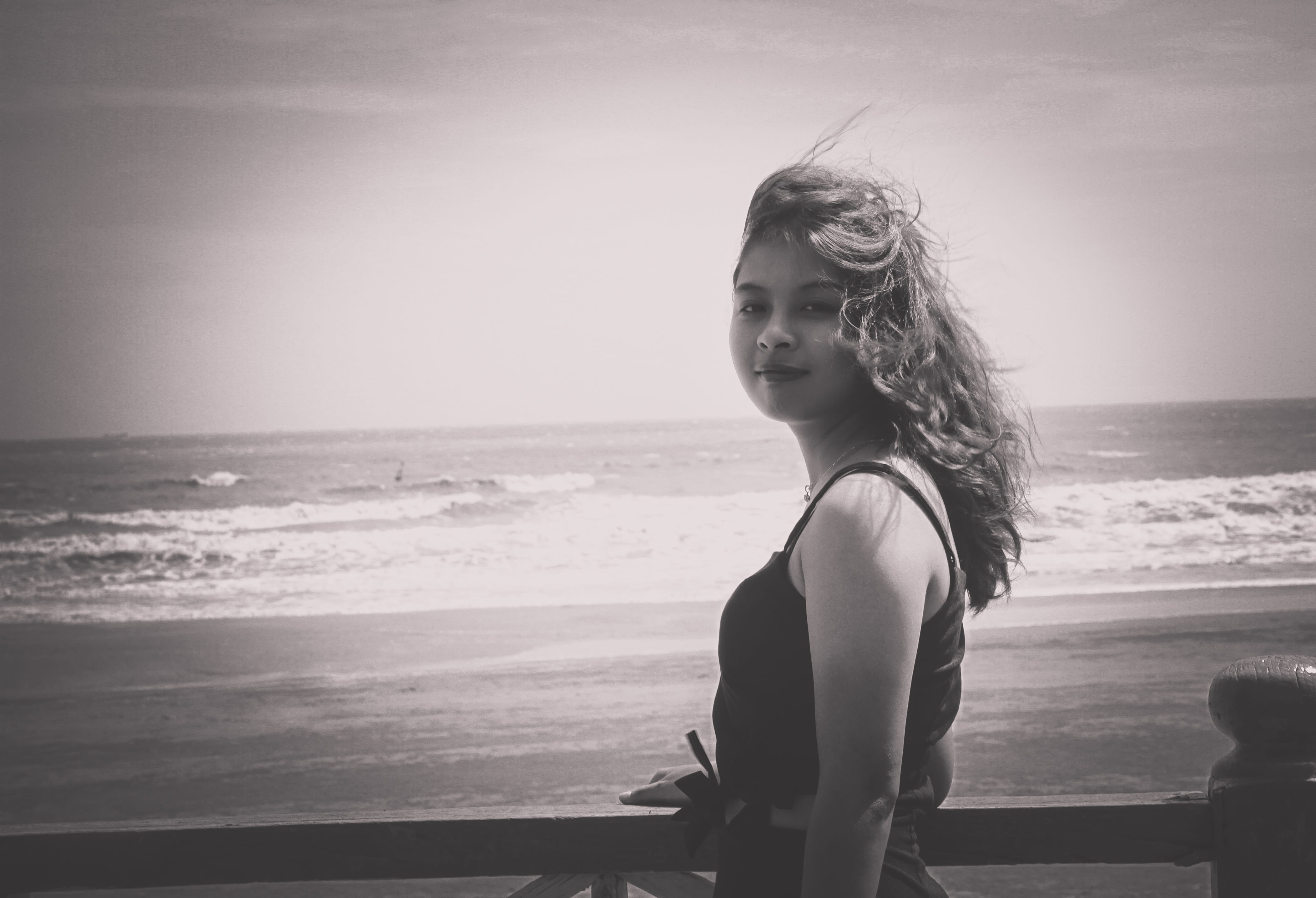 tank, nature, beach, waves, girl, water, sea, outdoors, lifestyles, one person, seashore, waist up, wearing, near, top, horizon over water, seascape, grayscale, HD Wallpaper
