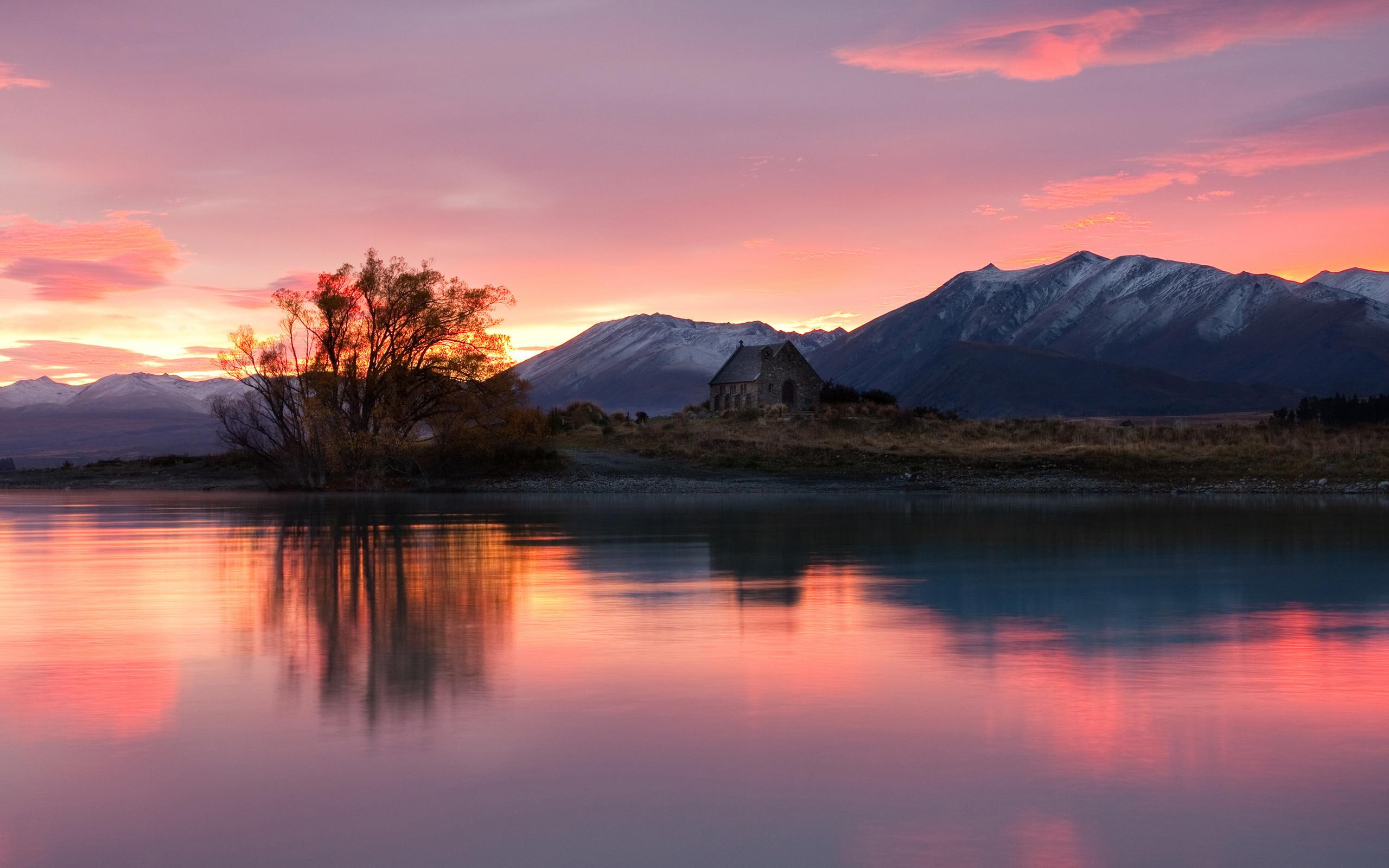 nice, shore, mirrored, lake tekapo, tekapo, mountains, cottage, lake, water, house, dawn, river, clouds, 2K, HD Wallpaper