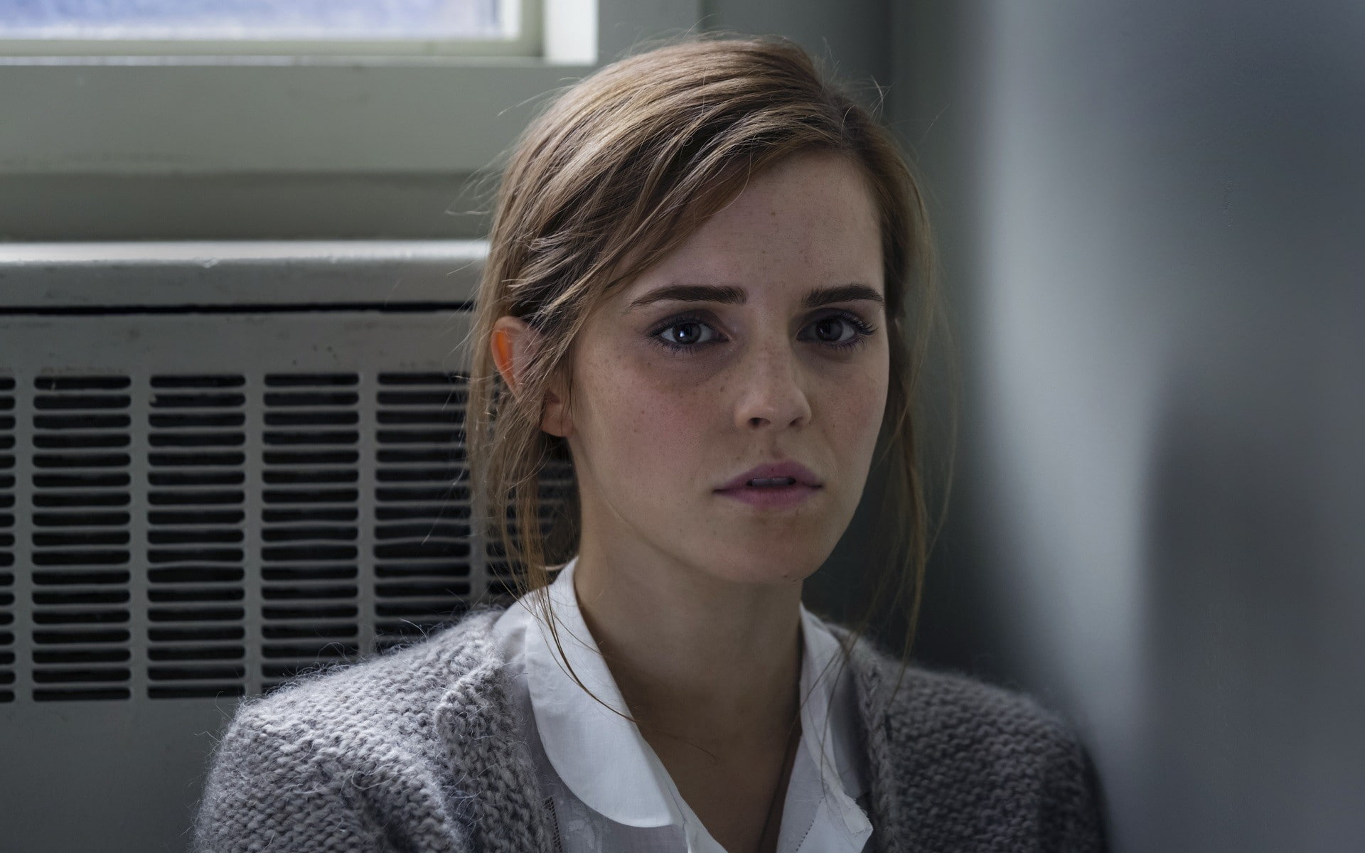 looking at camera, Emma Watson, actress, women, looking, young adult, front view, young women, face, lifestyles, brown hair, hair, adult, one person, serious, HD Wallpaper