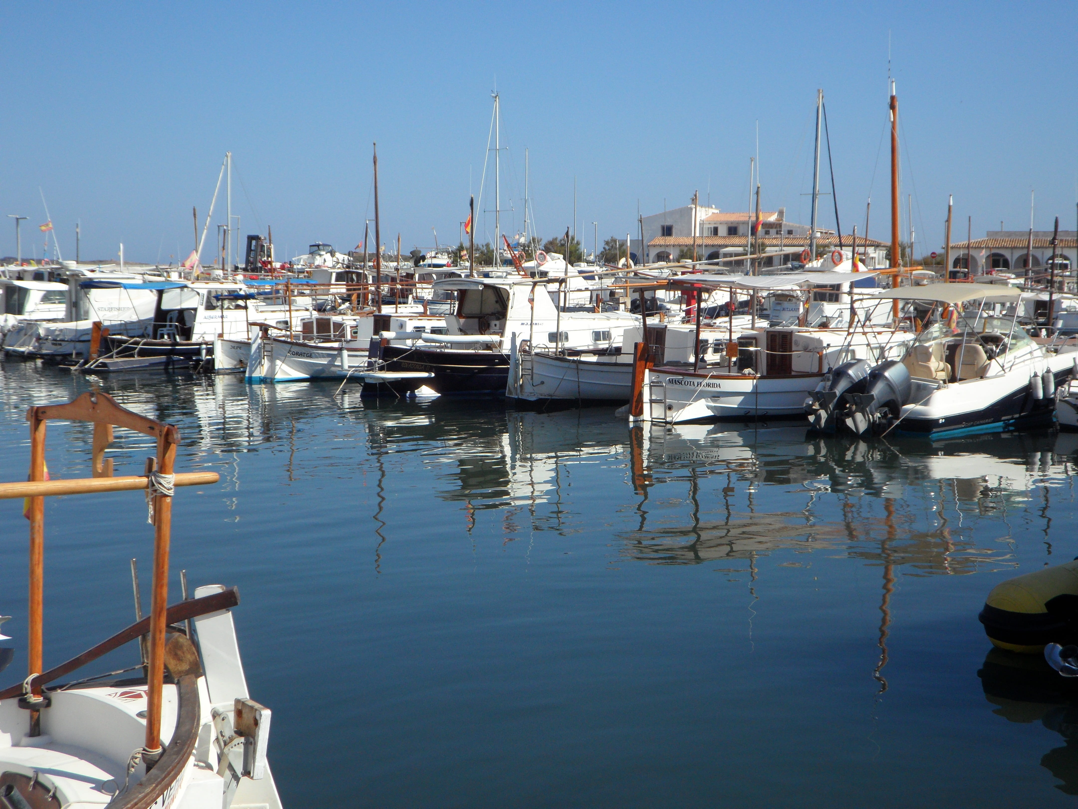 mallorca, boot, day, nature, water reflection, no people, moored, clear sky, harbor, mediterranean, Sailing Boats, reflection, ships, pole, mode of transportation, HD Wallpaper