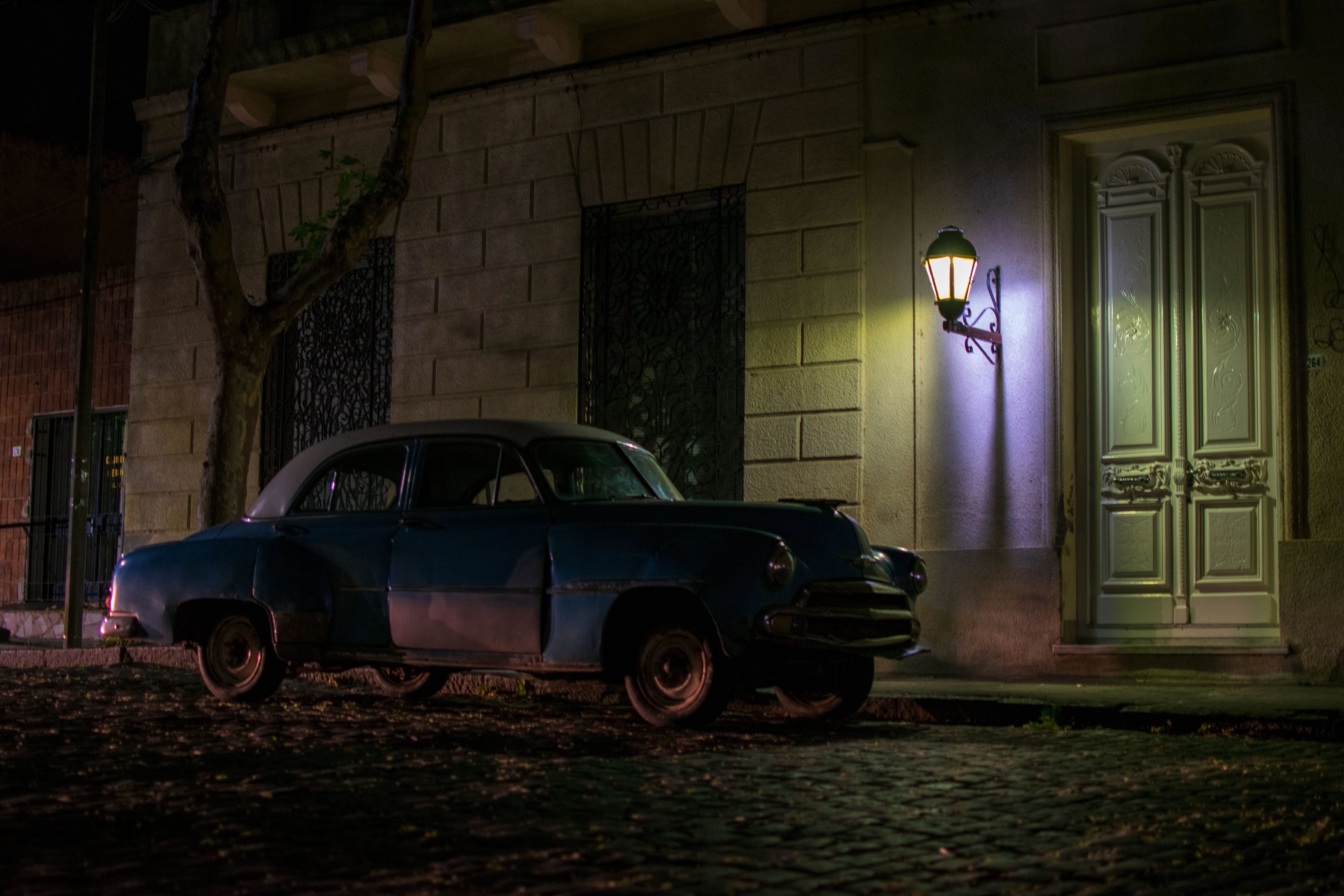 built structure, uruguay, street, outdoors, old car, land vehicle, road, mode of transportation, 5K, building exterior, motor vehicle, electric lamp, full length, HD Wallpaper
