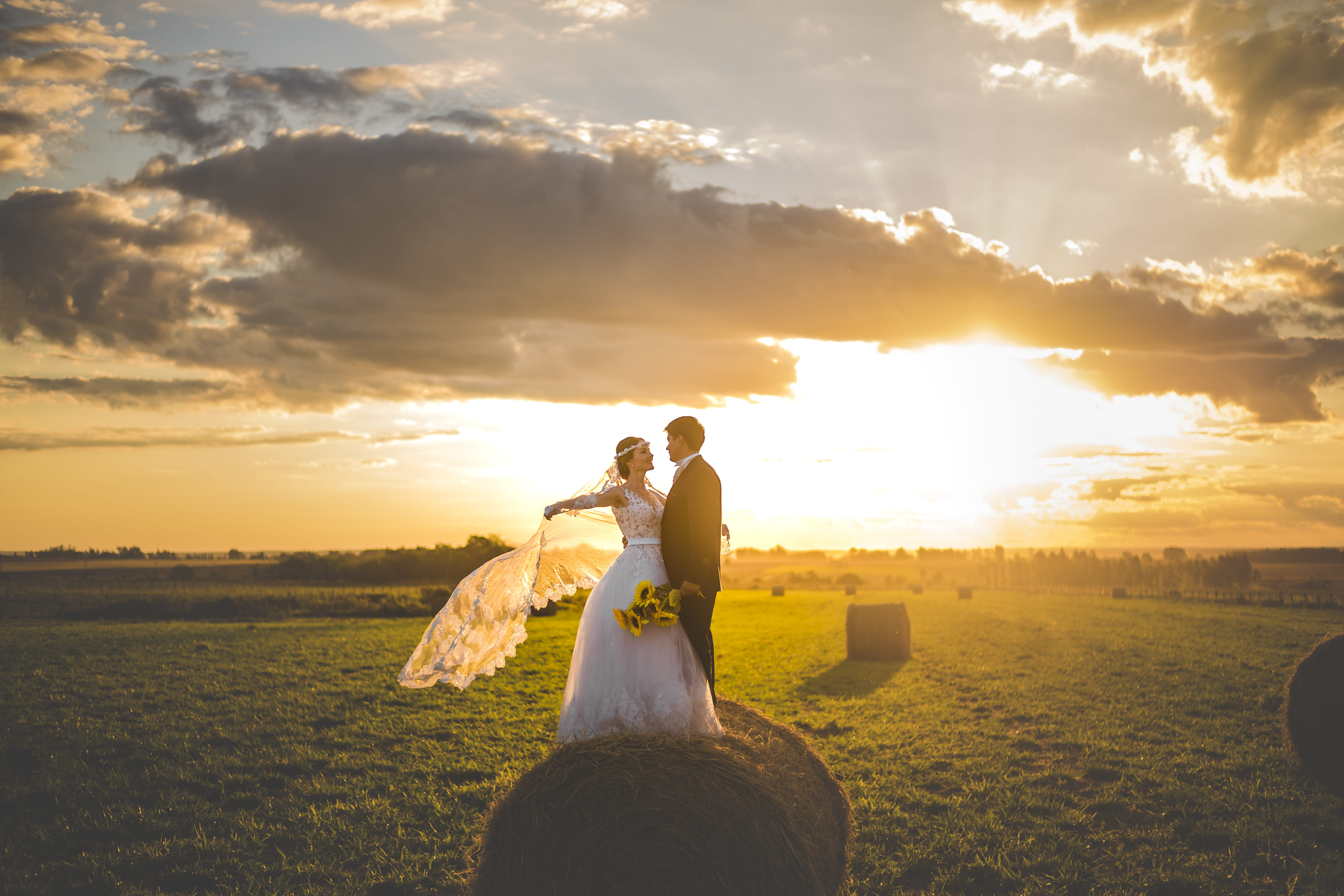 celebration, sesión, outdoors, sunset, colonia río verde, plant, real people, leisure activity, wedding, cloud - sky, nature, sunlight, women, field, land, HD Wallpaper