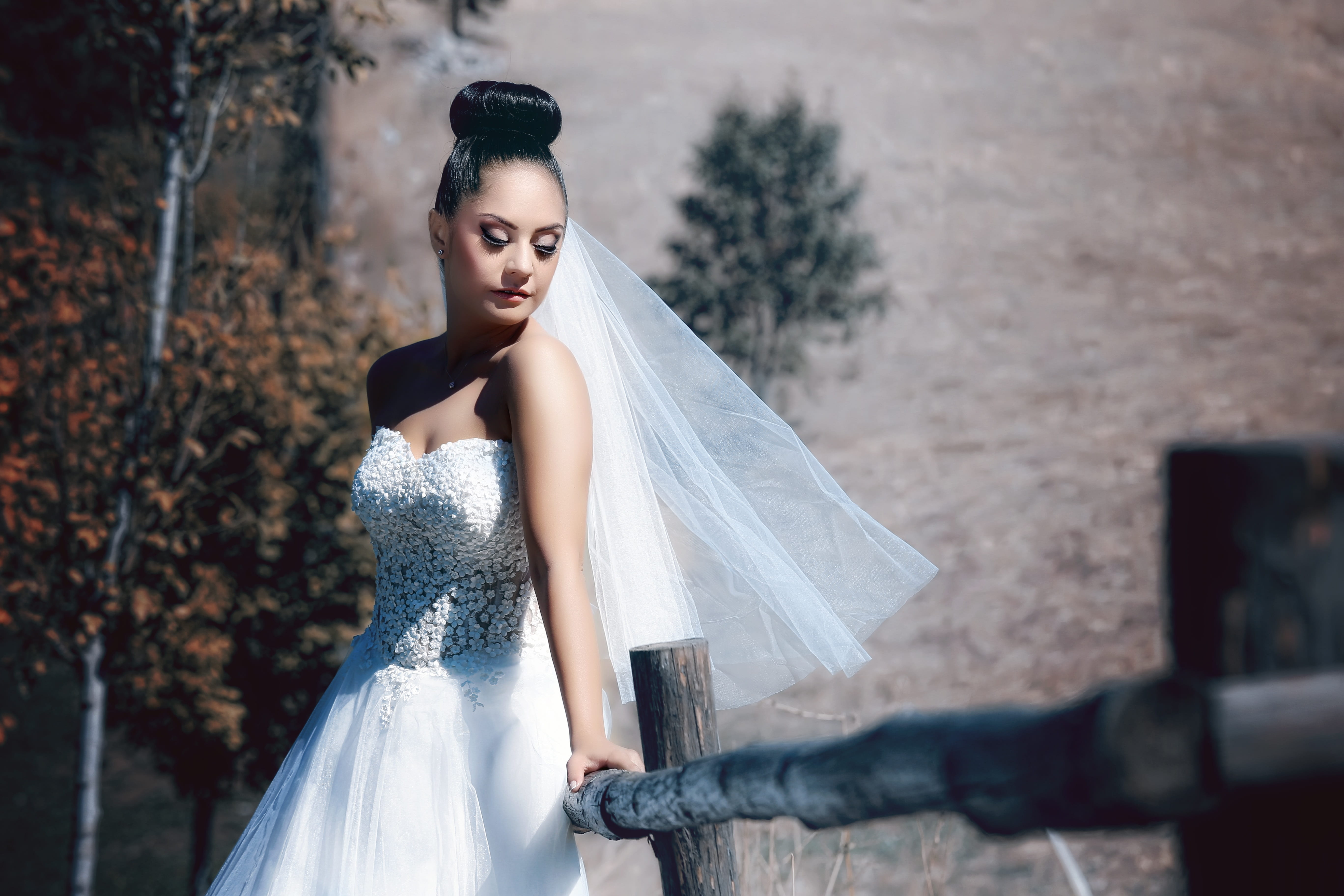 shoes, young adult, women, bride groom, clothing, couple - relationship, married, wedding dress, beauty, son in law, celebration, beach, male, event, wedding ring, HD Wallpaper