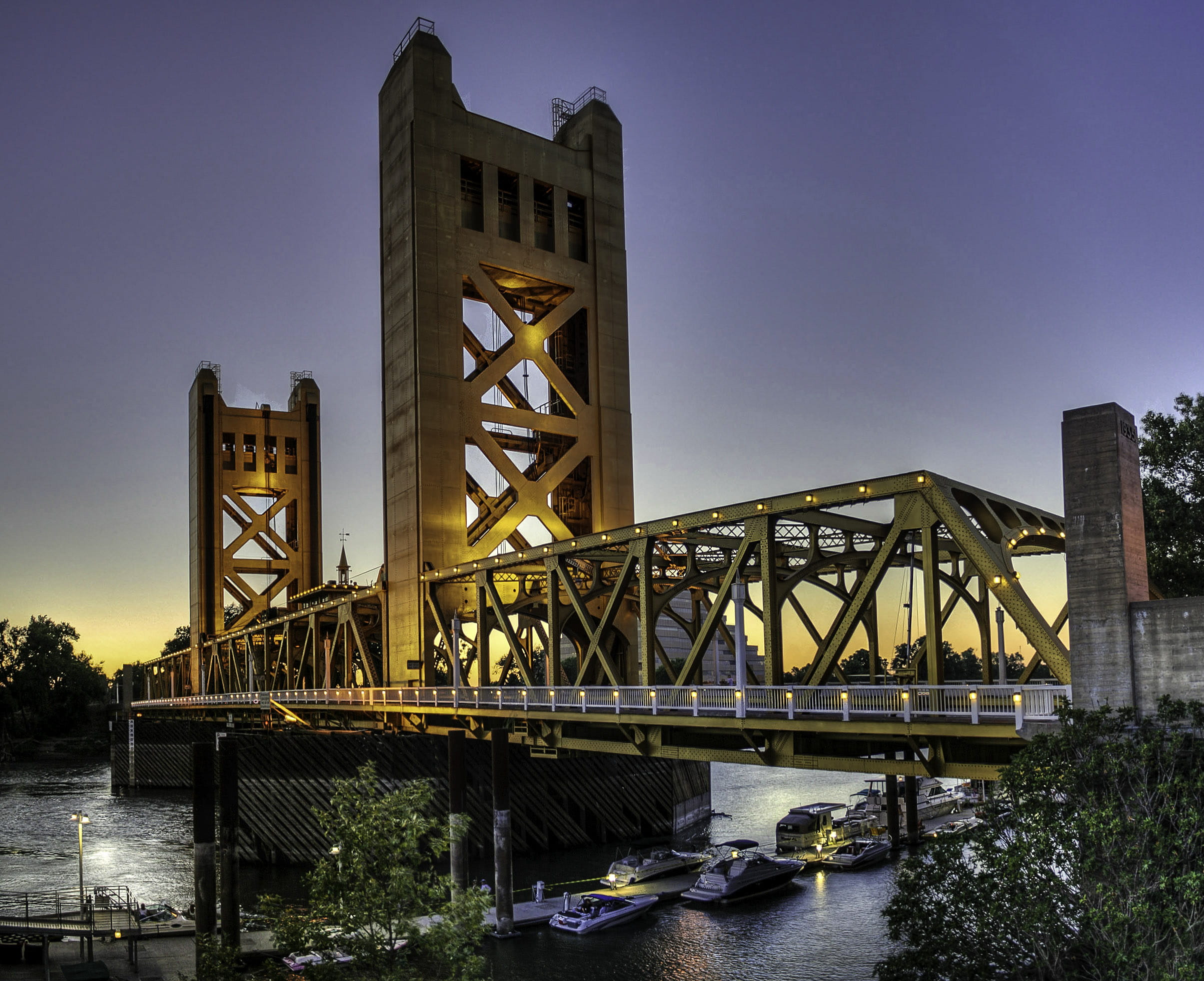 structure, building exterior, United States, sacramento, waterfront, no people, uSA, bridge, public domain, Sacremento, famous Place, nature, architecture, HD Wallpaper