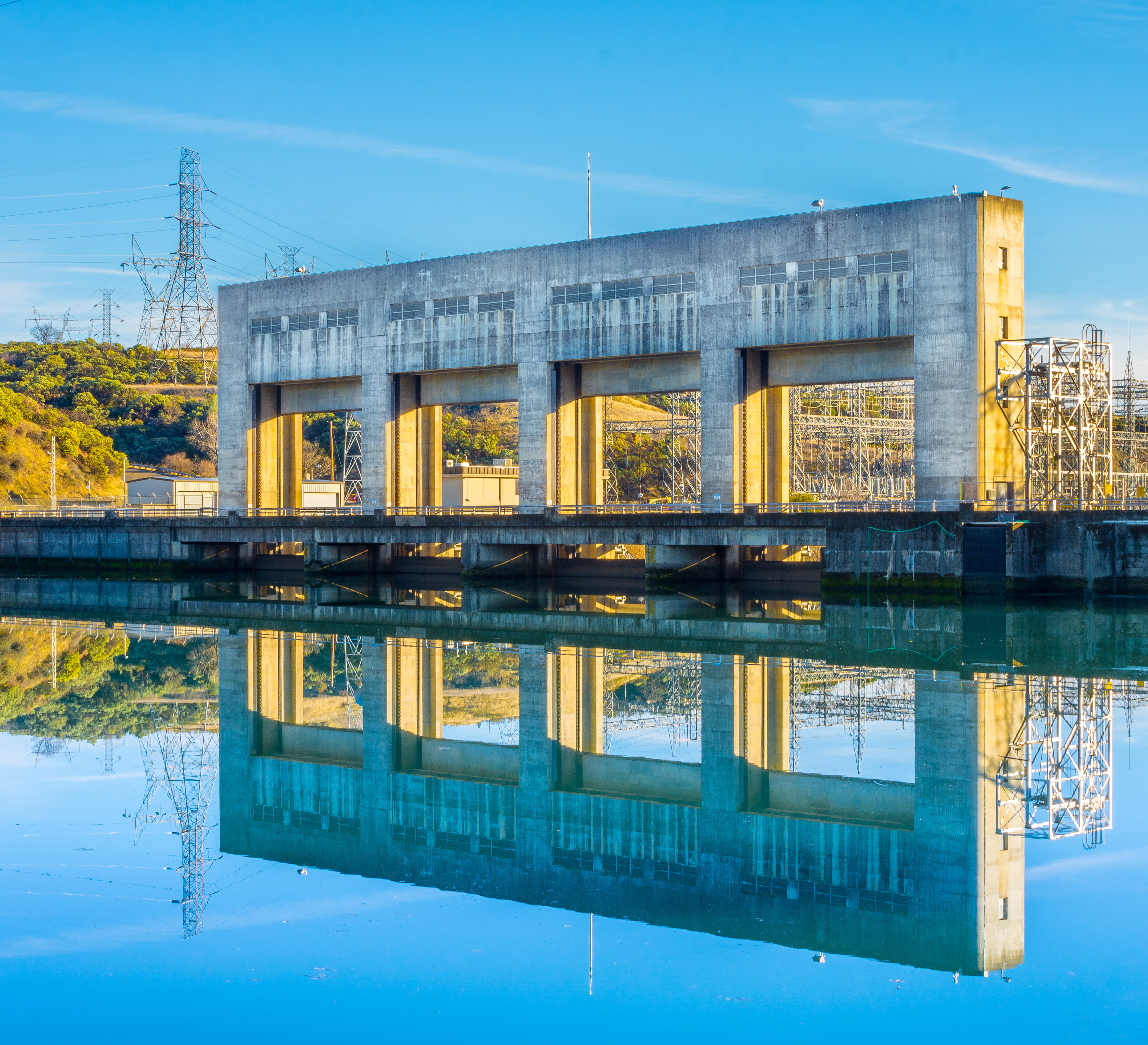 standing water, day, outdoors, nature, built structure, concrete, reflection, blue sky, dam, sky, water, building exterior, river, united states, bridge - man made structure, HD Wallpaper