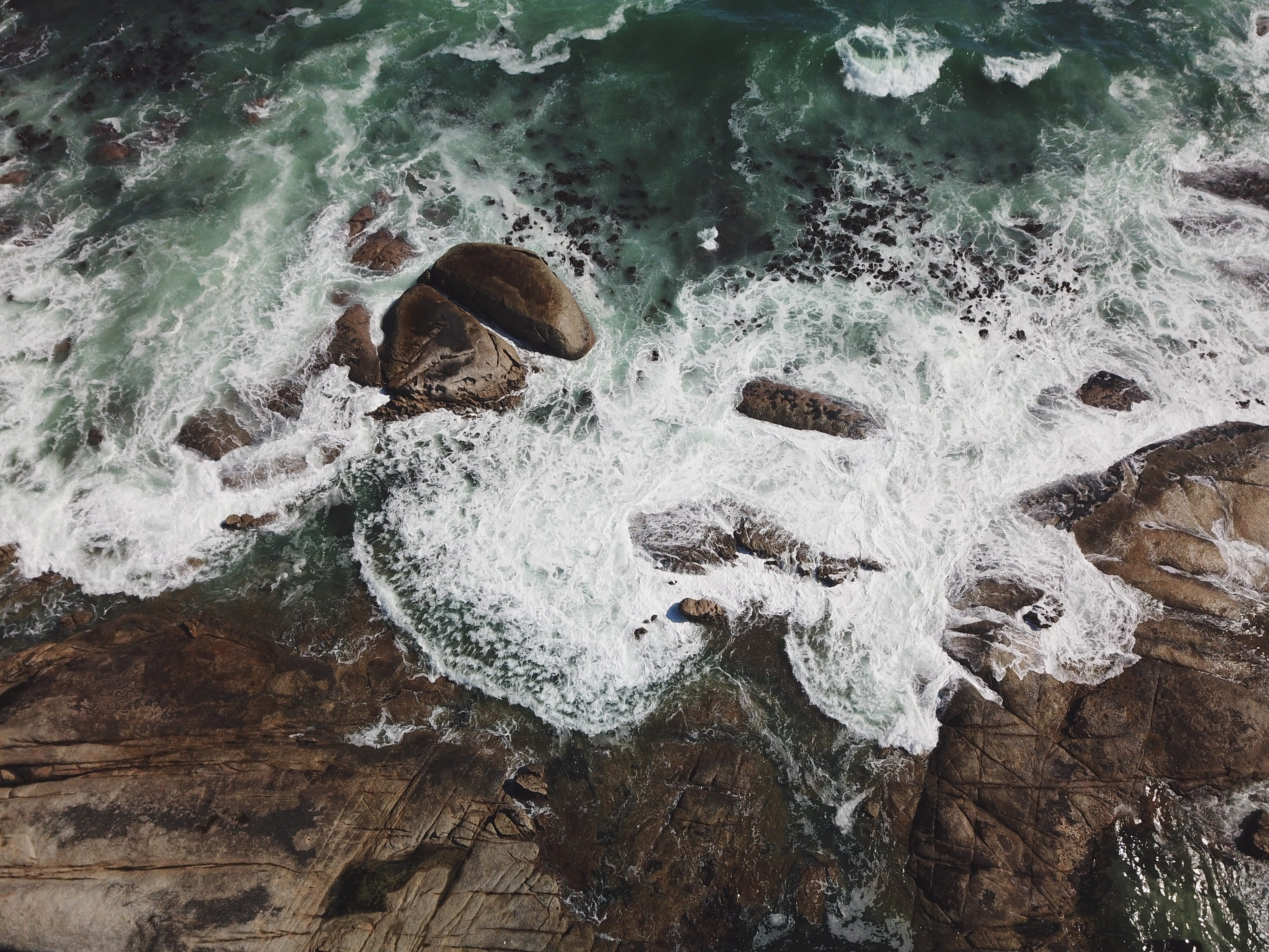 rock - object, rocky, water, land, from above, drone, view, nature, high angle view, motion, aerial view, flowing water, outdoors, body, ocean, sport, day, HD Wallpaper