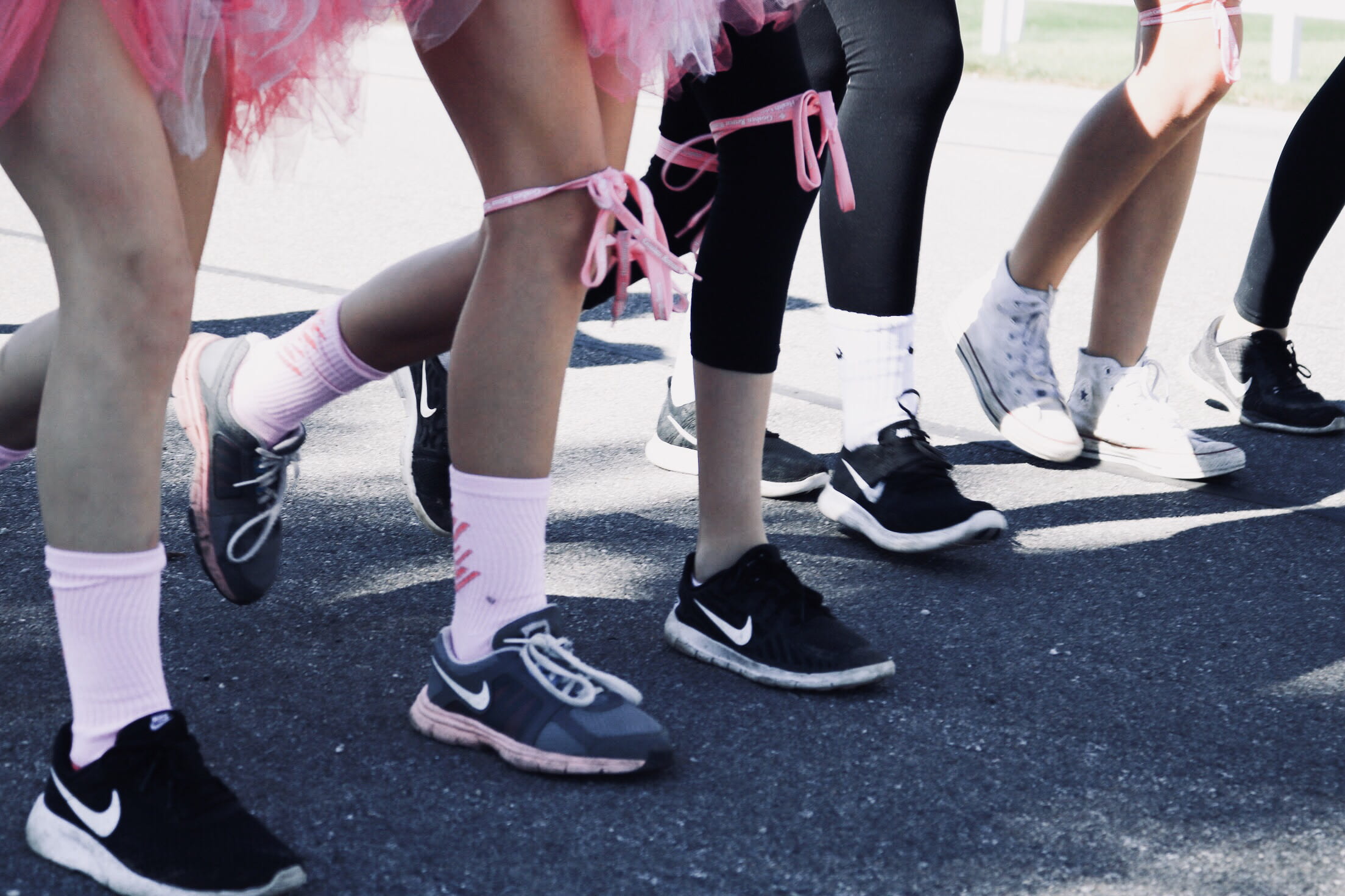 human limb, strap, street, race, dancing, 1080P, group, women, pairs, run, fashion, running, daytime, togetherness, person, medium group of people, pink, HD Wallpaper