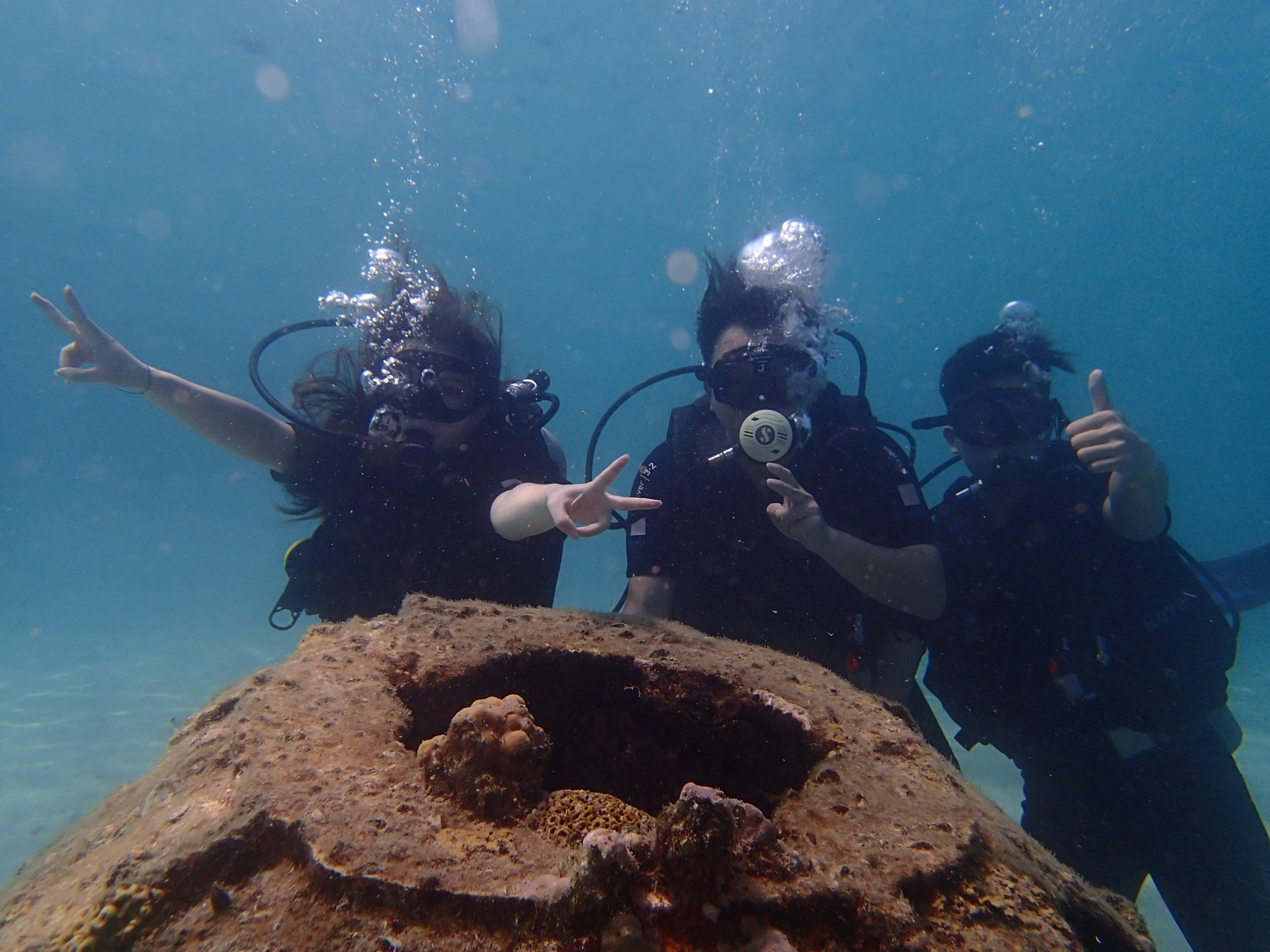 sea, coral, south-east asia, undersea, goggles, sport, aquatic sport, adventure, water, diving, malaysia, underwater, fish, islands, diving suit, group of people, HD Wallpaper