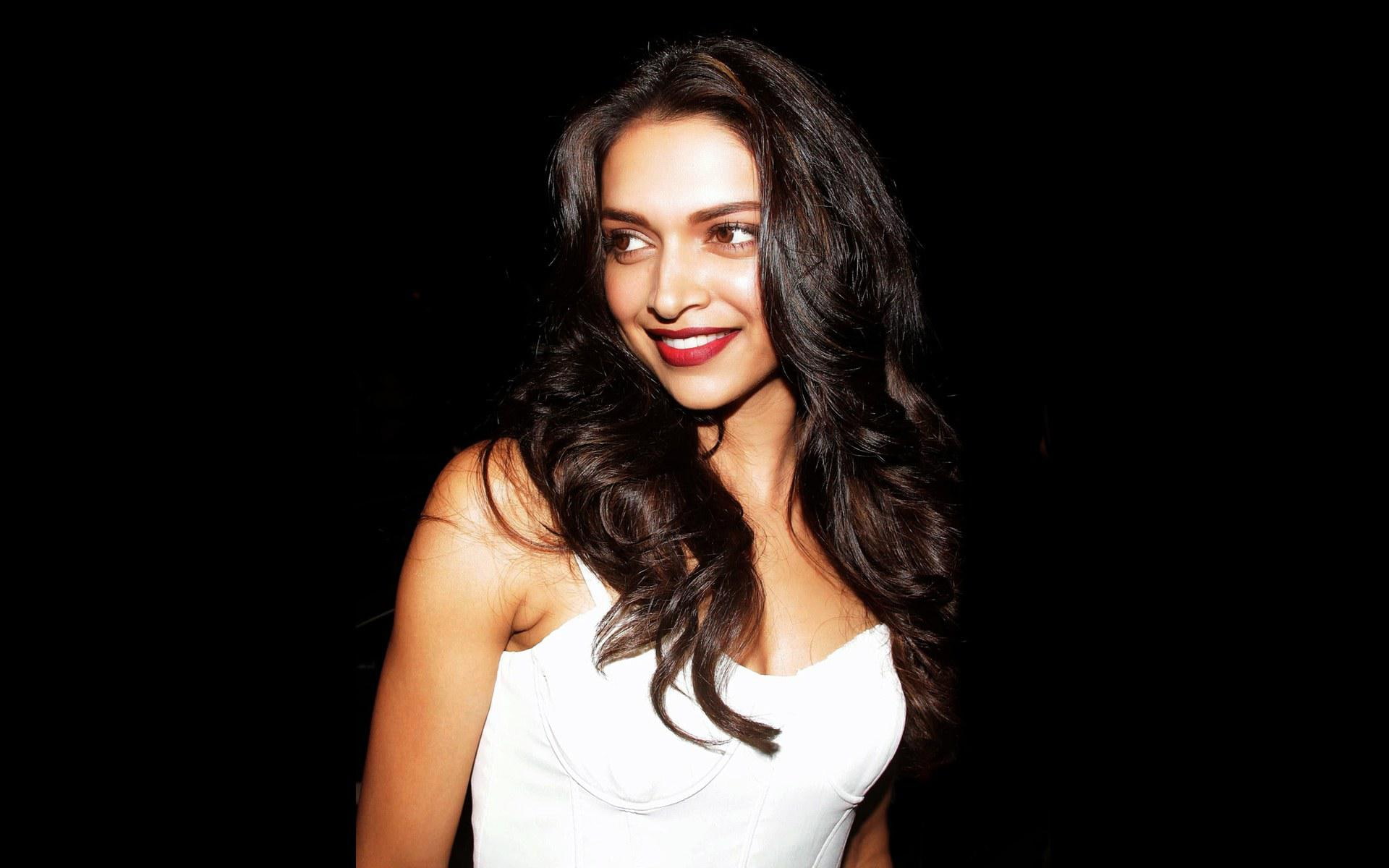 indian actress, padukone, 1080P, actress, 1920x1200, deepika, whitedress, s, women, hd, bollywood, HD Wallpaper