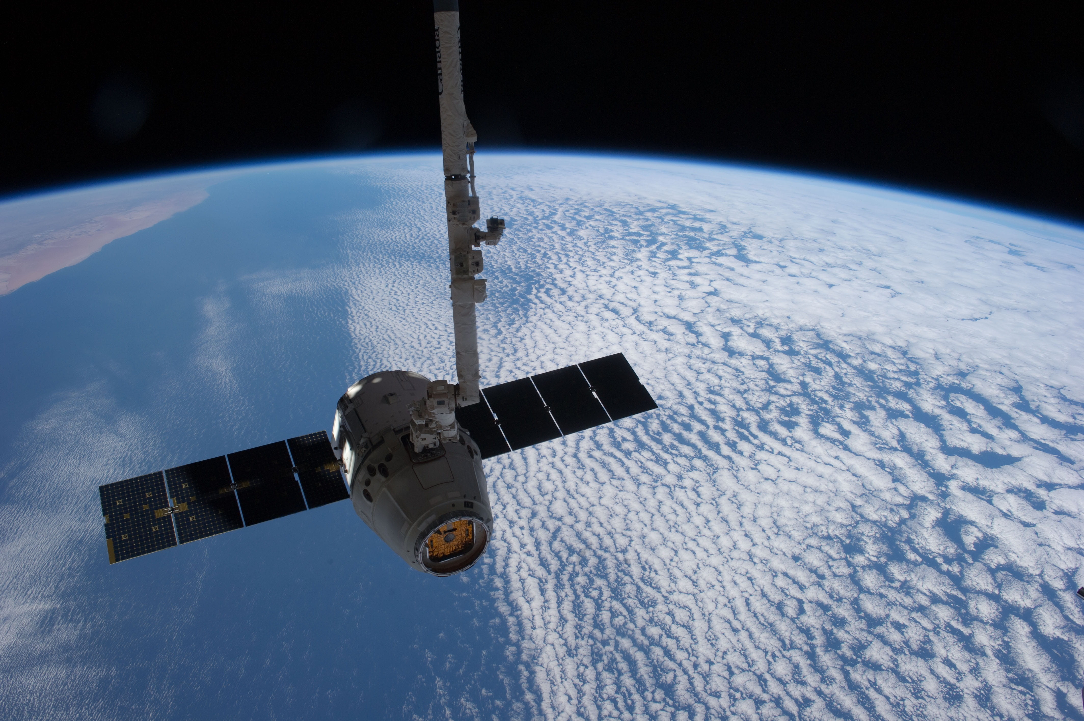 outer space, surveillance, outdoors, flight, technology, aeronautics, vehicle, global communications, motion, mid-air, space travel vehicle, nasa, flying, HD Wallpaper