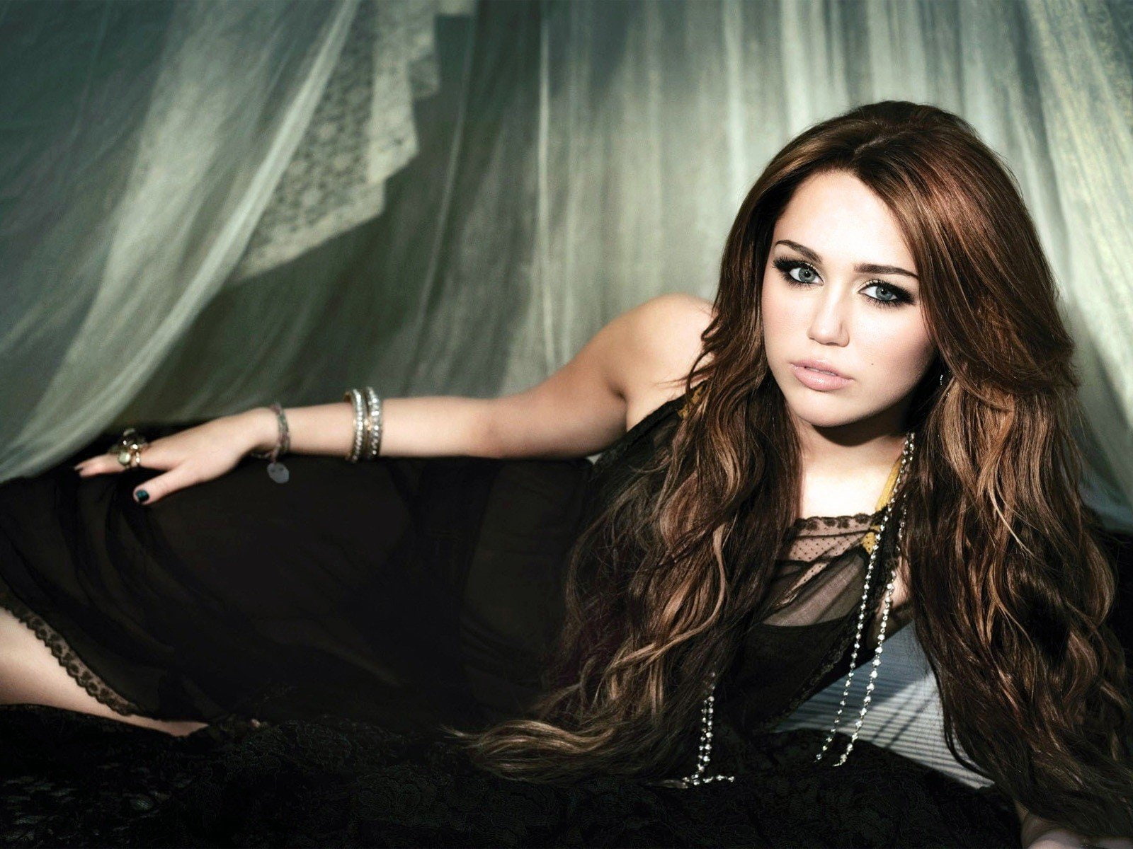 720P, pop, music, women, stars, miley, cyrus, HD Wallpaper