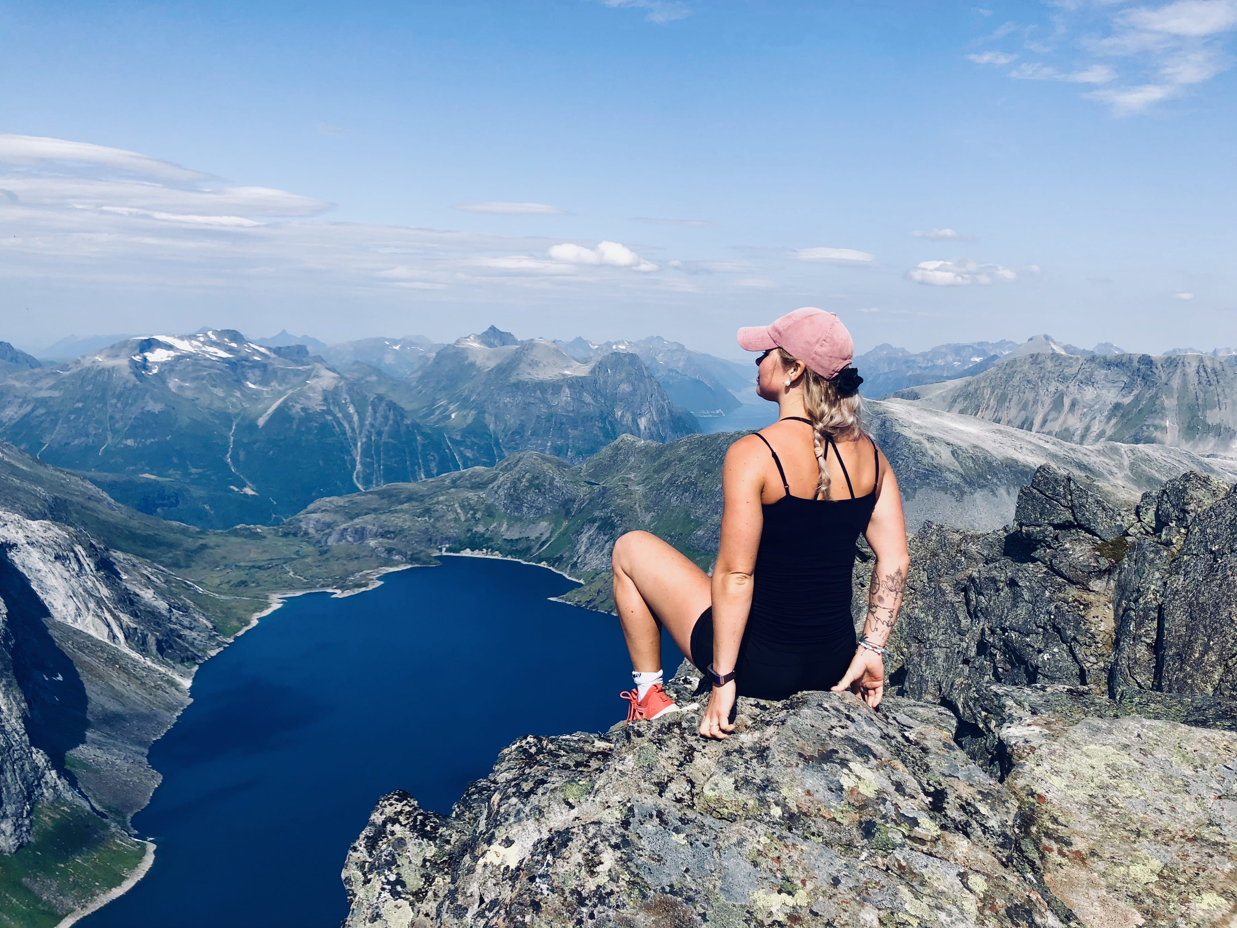 lake, beauty In Nature, person, mountain, woman, lifestyles, adult, looking out, girl, sunlight, beautiful, mountain Range, hat, summer, sport, tattoo, HD Wallpaper
