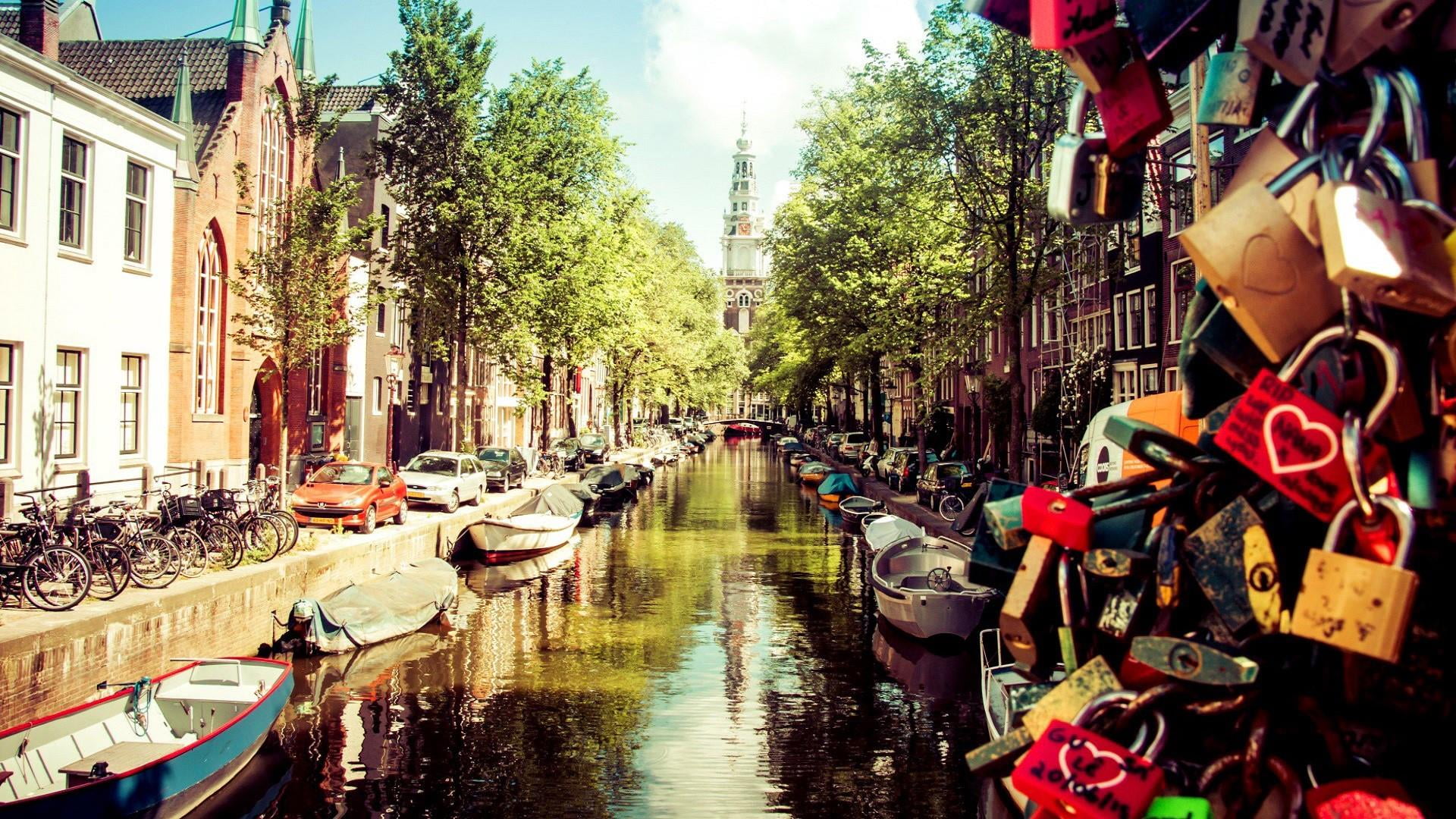 tunel, nautical vessel, built structure, day, mode of transportation, reflection, tree, water, outdoors, summer, waterway, transportation, building, amsterdam, HD Wallpaper
