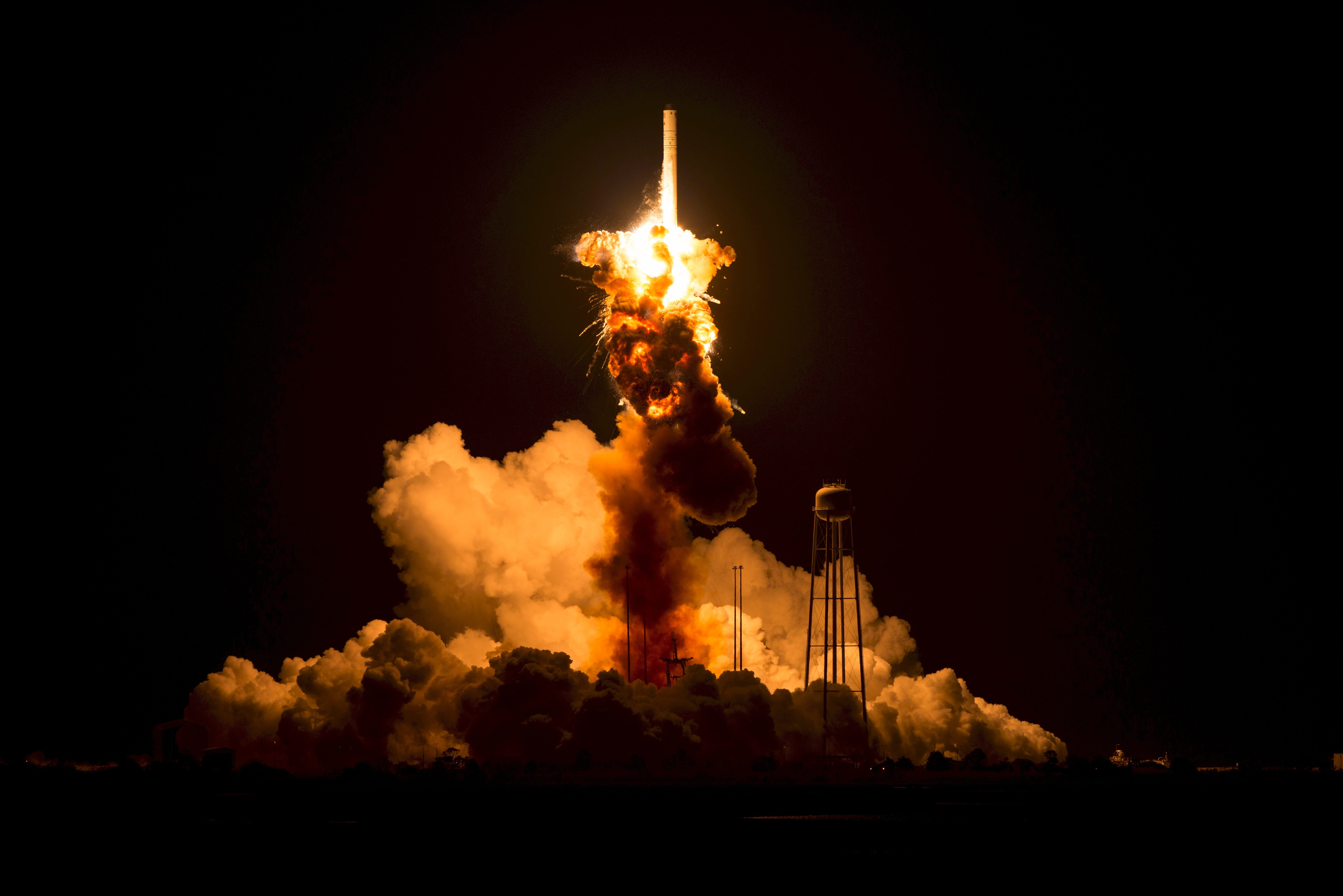 exploding, lunar, launch, smoke - physical structure, fire, 5K, antares, experiment, black color, burning, nature, heat - temperature, flame, no people, HD Wallpaper