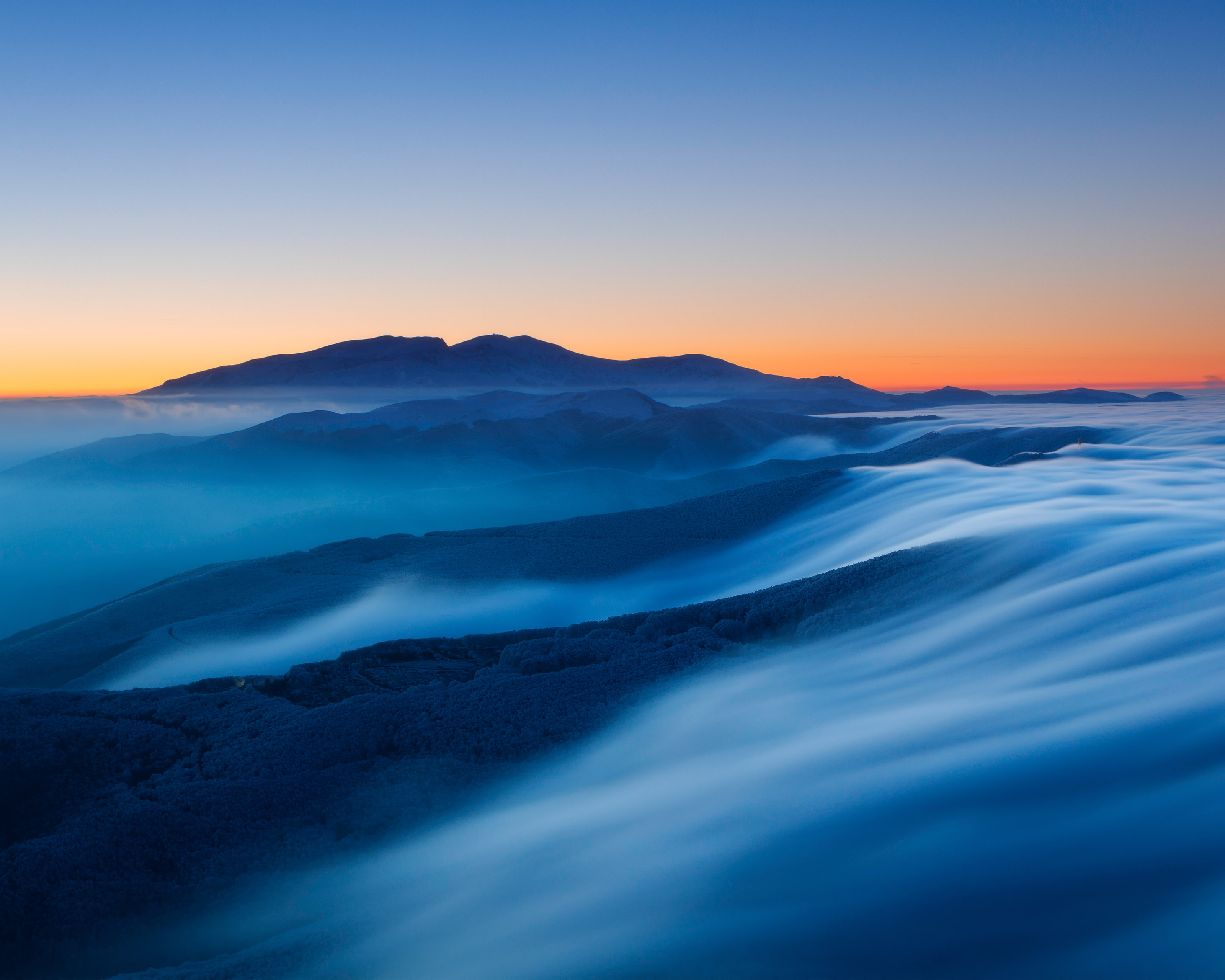 2K, Stock, rock, formation, Horizon, Sunset, Landscape, Mountains, Foggy, Twilight, Huawei MediaPad M5, HD Wallpaper