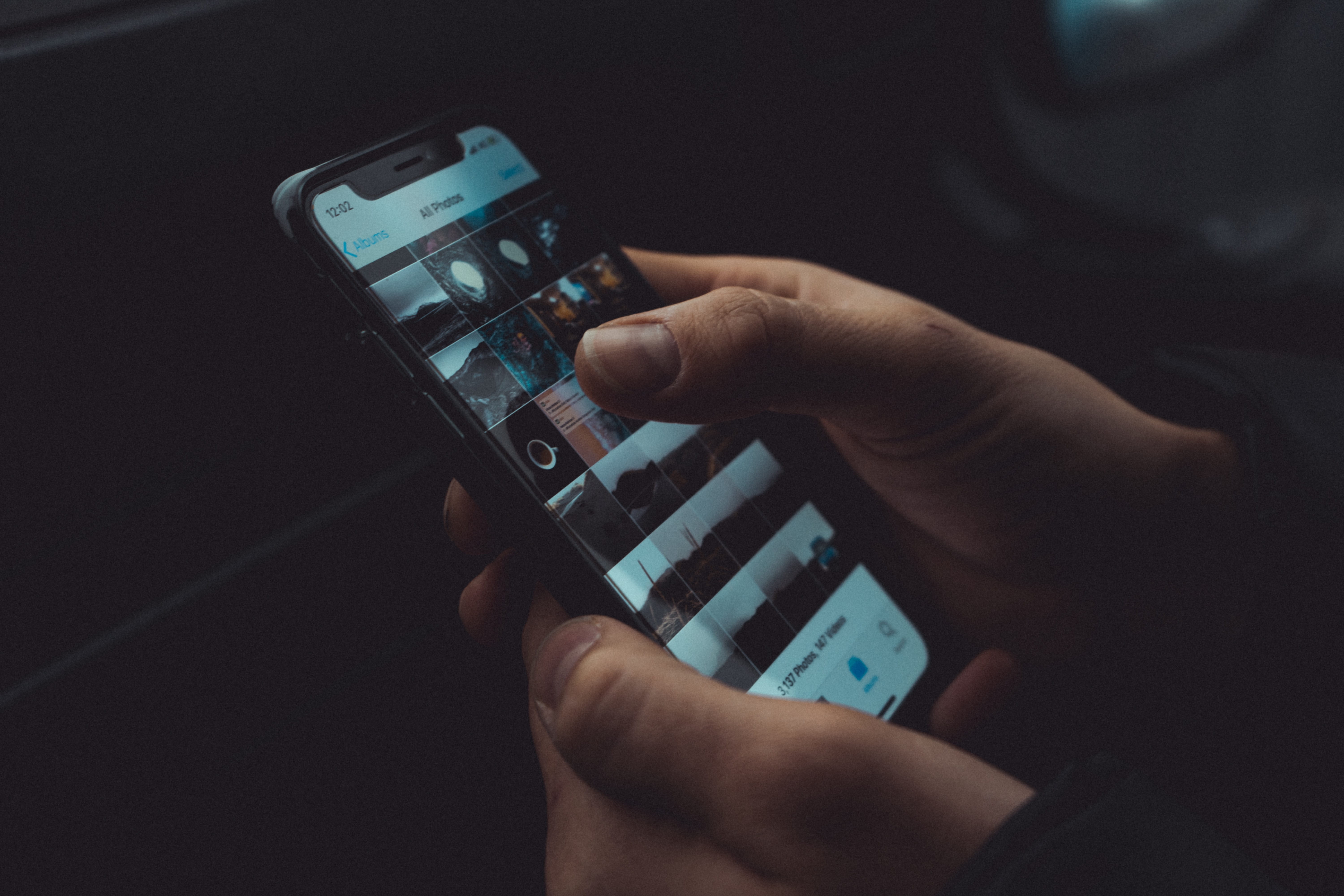 iphone, nail, portable information device, wireless technology, using phone, sink faucet, mobile app, connection, indoors, display, human, communication, HD Wallpaper
