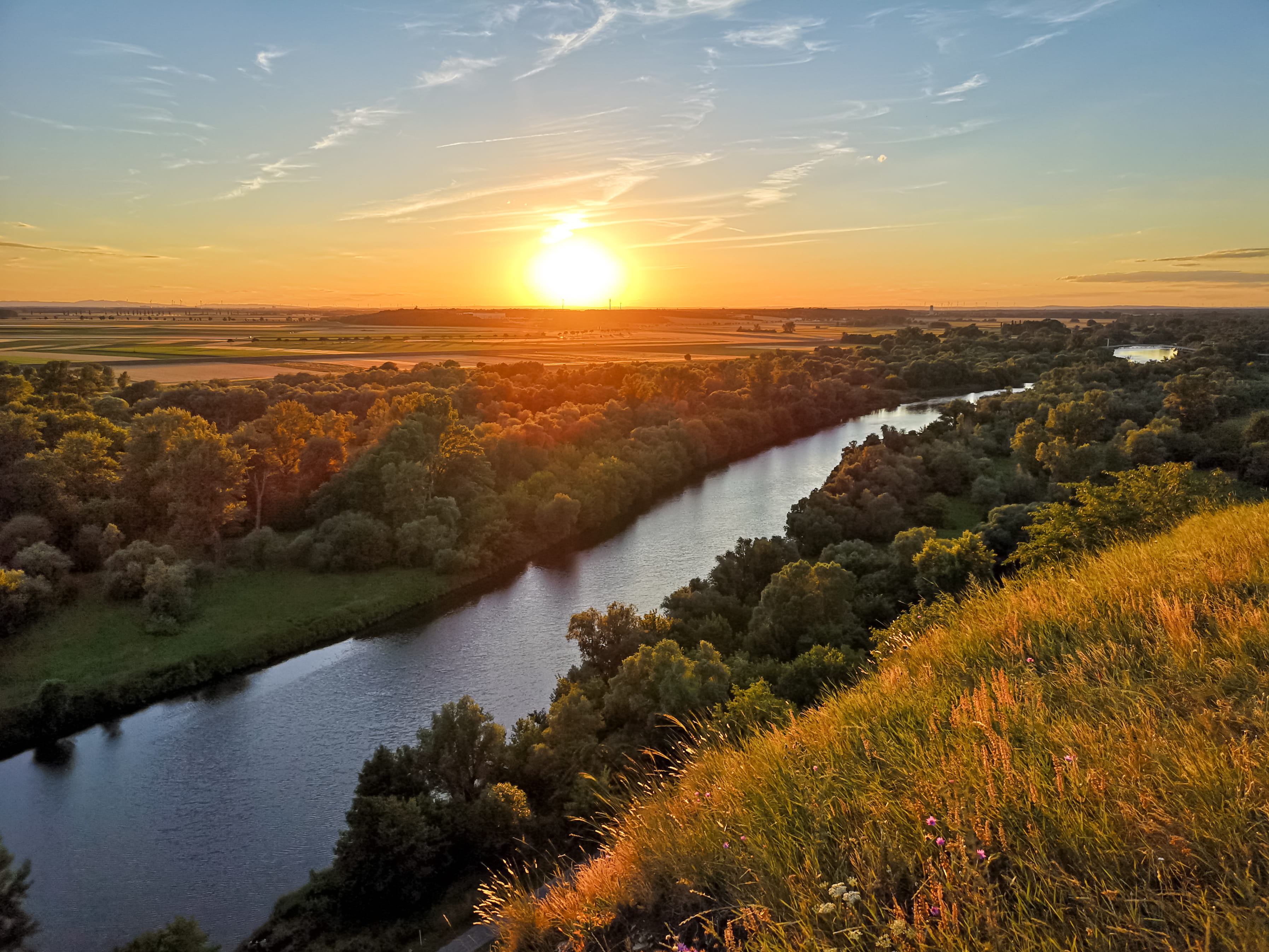 beauty in nature, plant, cloud - sky, tree, orange color, 2K, sandberg, river, hdr, horizon, idyllic, huawei p20 pro, evening, land, bratislava, sky, clear sky, HD Wallpaper