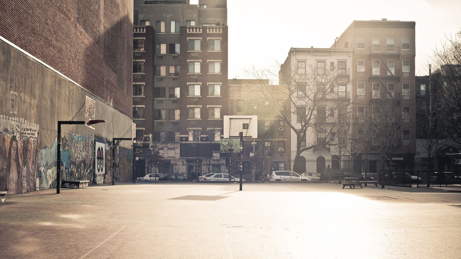 hd, black, usa, cityscapes, hoops, 1080P, urban, system, graffiti, white, basketball, court, buildings, cars, new york city, HD Wallpaper
