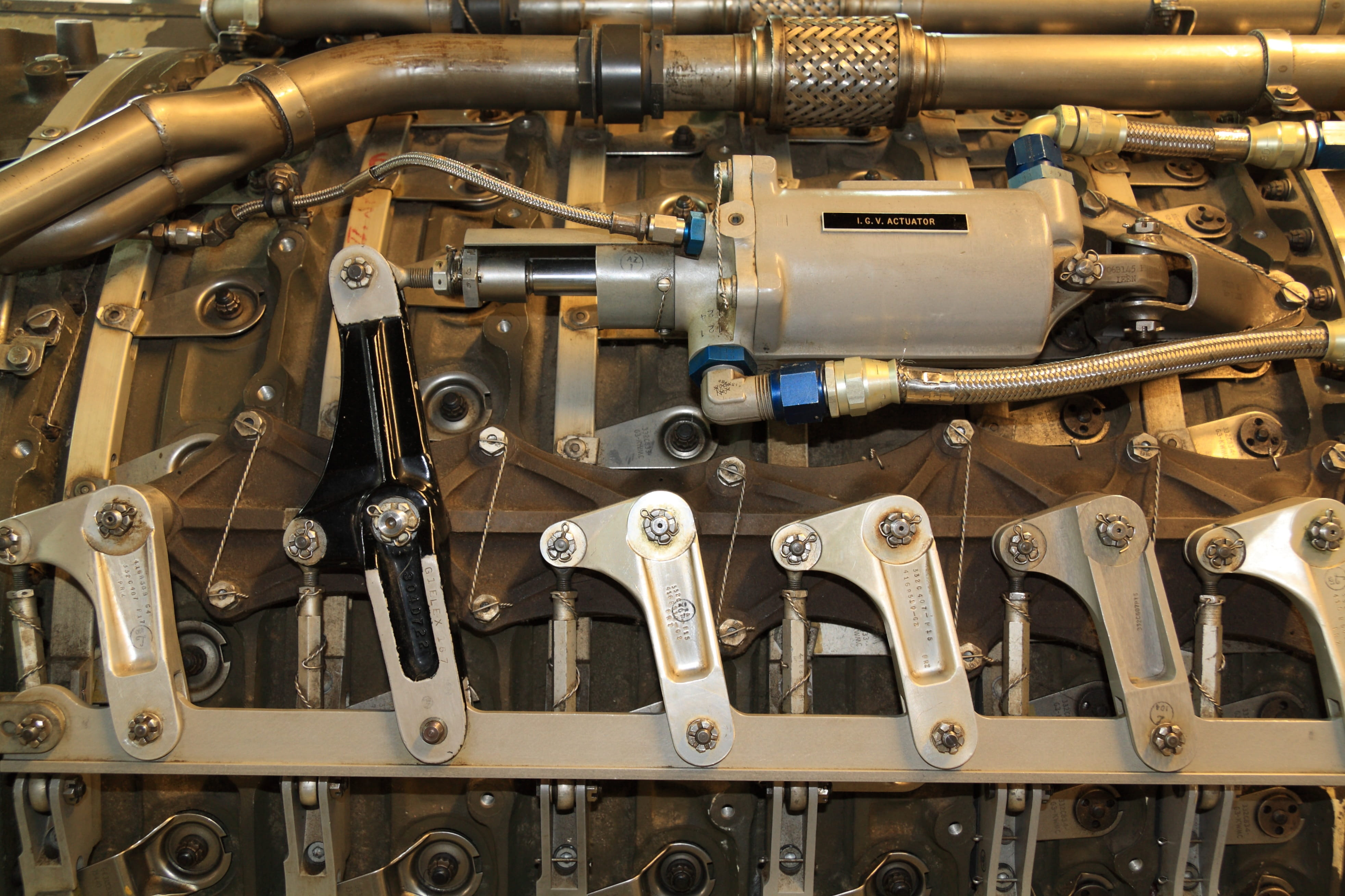 man made object, control, still life, turbine engine, igv, variation, high angle view, collection, close-up, general electric, large group of objects, cylinder, HD Wallpaper