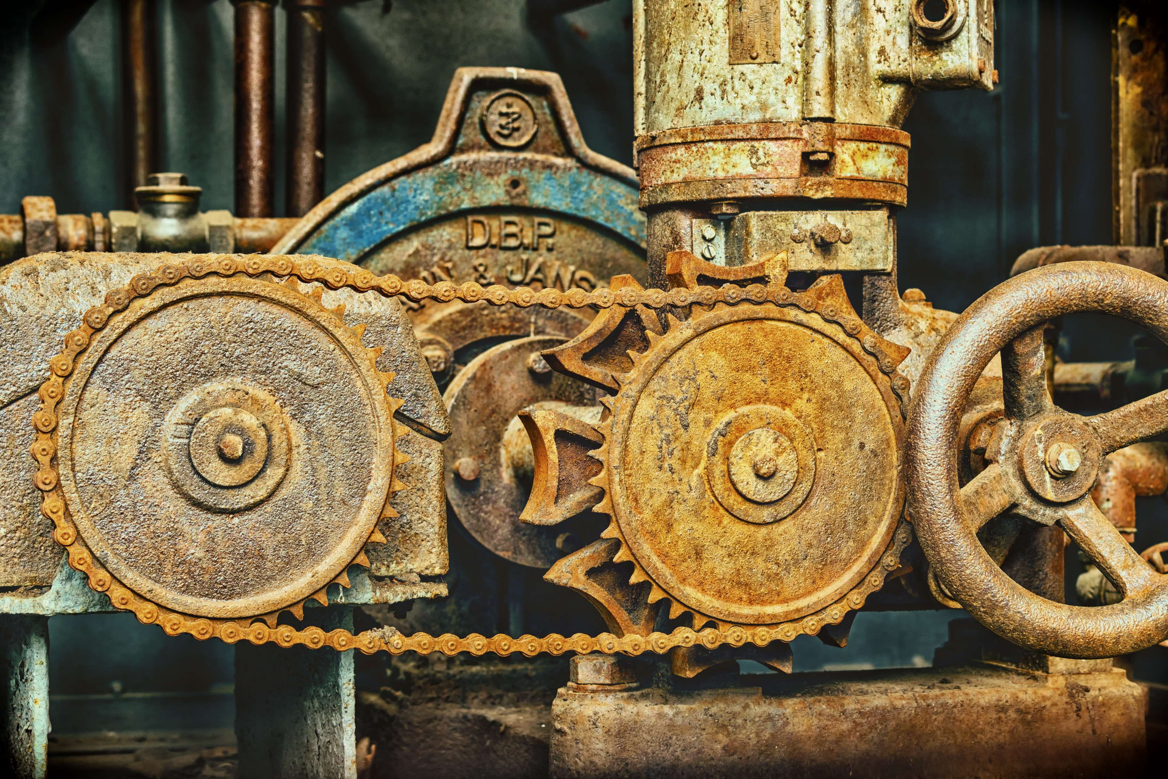 old, deterioration, day, machine, focus on foreground, geometric shape, no people, pattern, translation, decline, corrosion, technology, industry, shape, HD Wallpaper