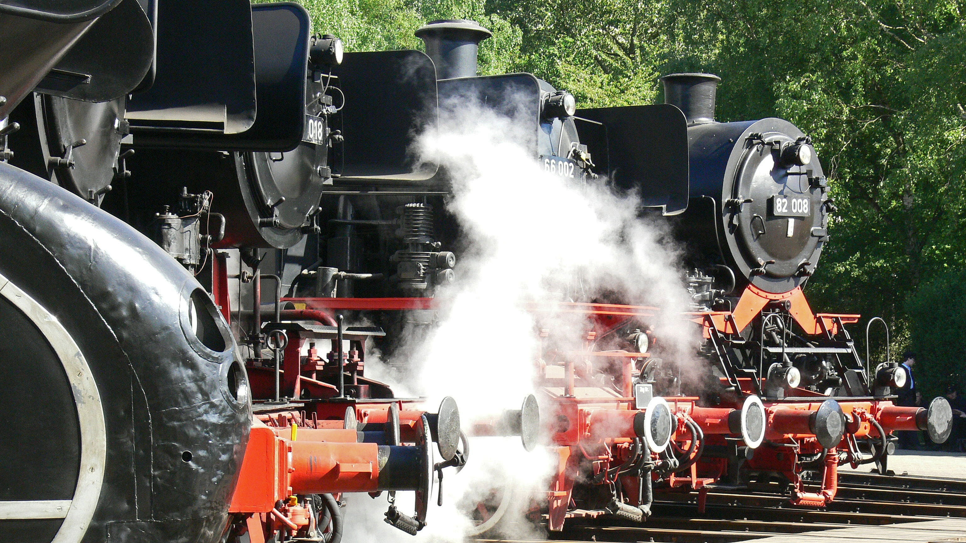 operational, smoke - physical structure, museum day, locomotive parade, db, nostalgia, museum, preparation, br82, bahnbetriebswerk, dampflok parade, br10, HD Wallpaper