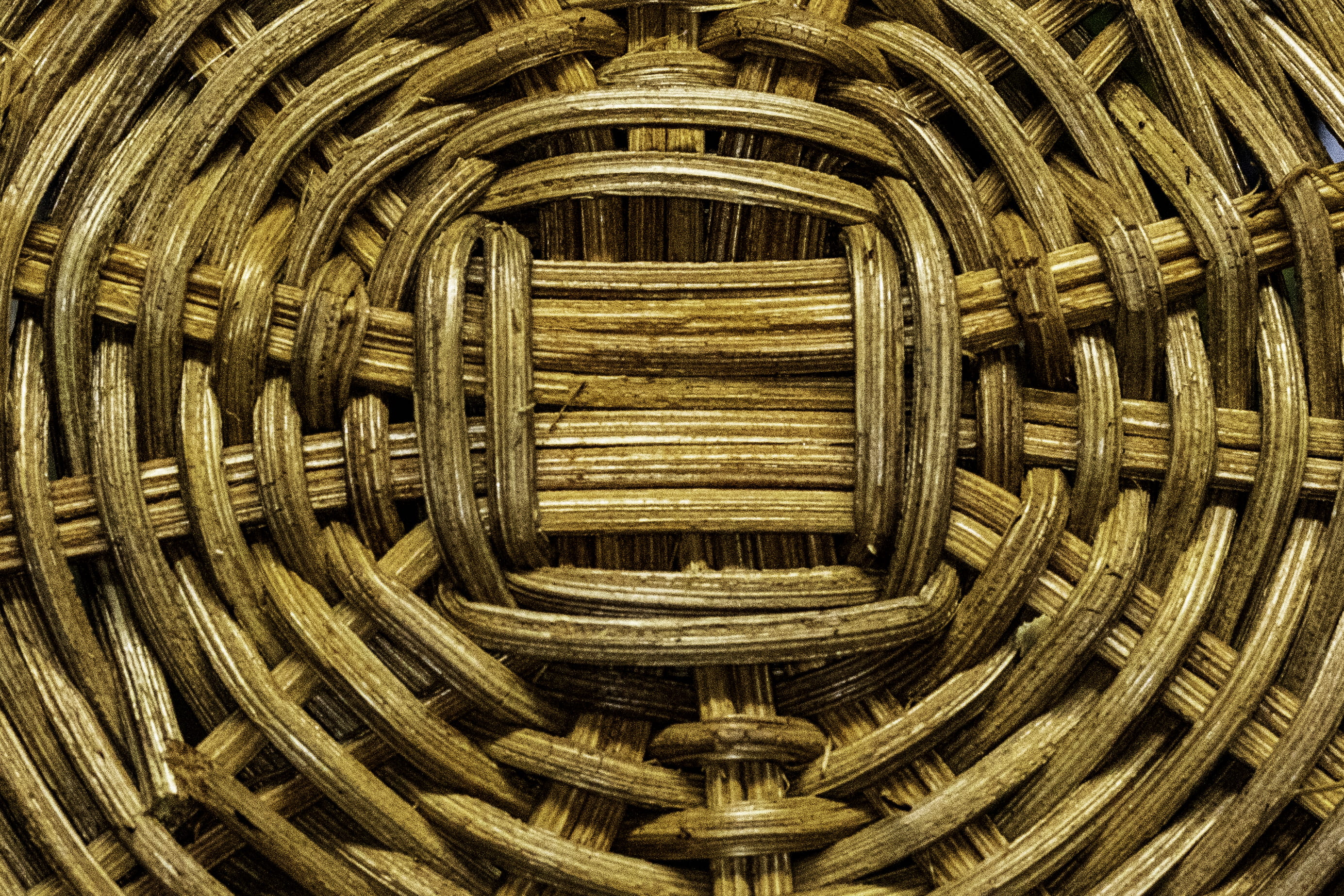 close-up, day, intricacy, container, woven, texture, coil, stick, wheel, no people, metal, wicker, stack, staircase, full frame, connection, abstract, knot, HD Wallpaper