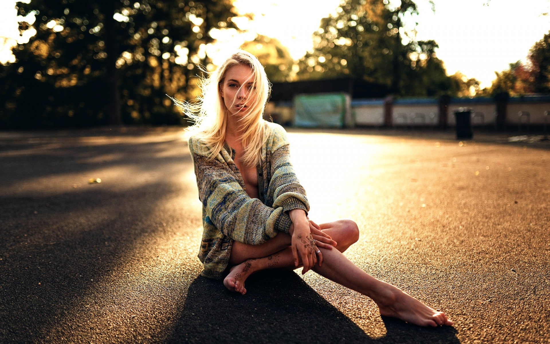 image of beautiful girl 1920x1200, happiness, one person, leisure activity, nature, sitting, emotion, casual clothing, hair, full length, real people, smiling, HD Wallpaper