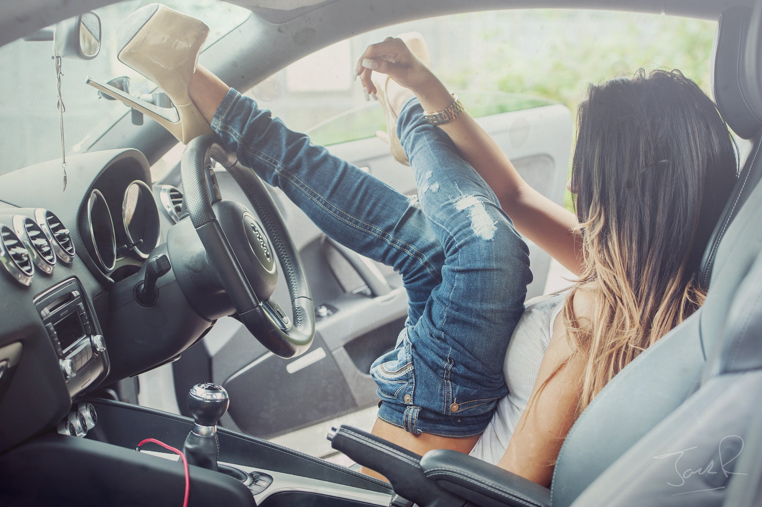 shoes, jeans, blue, 2K, car, women, s, leg, heels, auto, HD Wallpaper