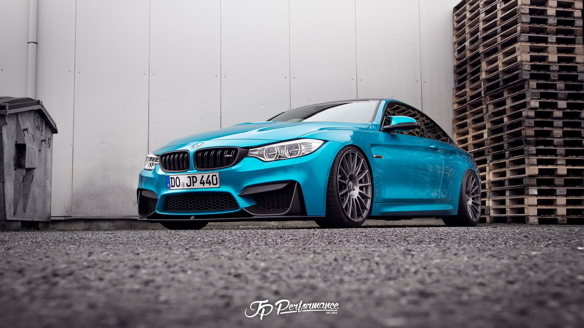 motor vehicle, car, stationary, day, road, architecture, land vehicle, building exterior, bmw, sports car, built structure, transportation, street, city, HD Wallpaper
