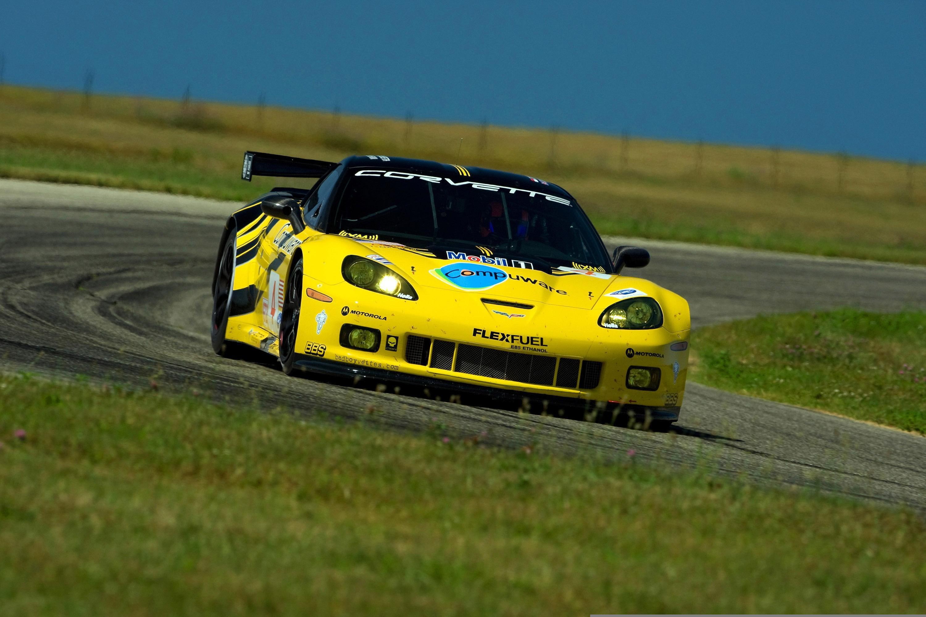 no people, outdoors, landscape, field, transportation, mode of transportation, plant, 2K, sports race, road, auto racing, motor vehicle, nature, grass, HD Wallpaper